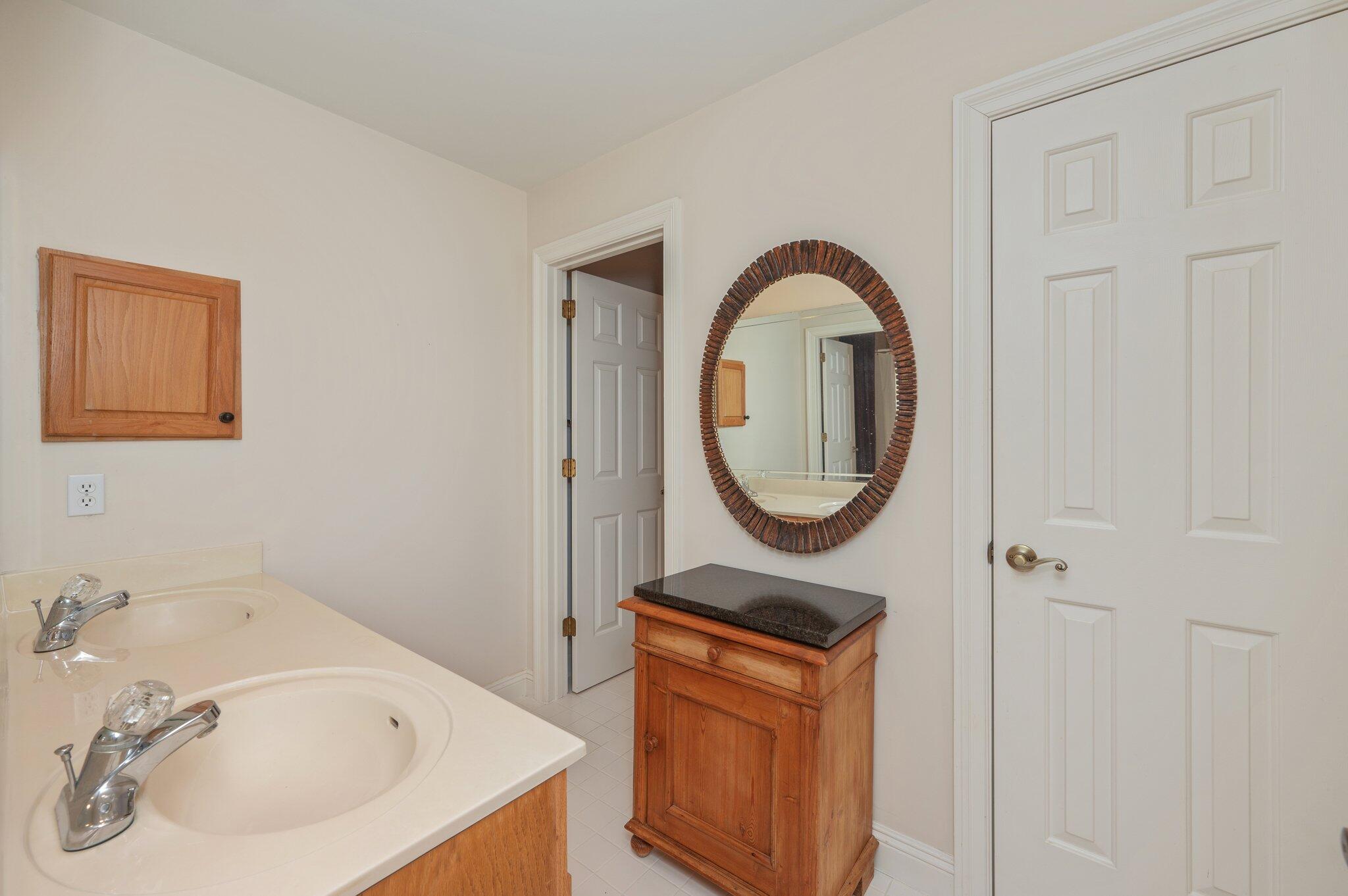 OAKMONT PLACE - Residential
