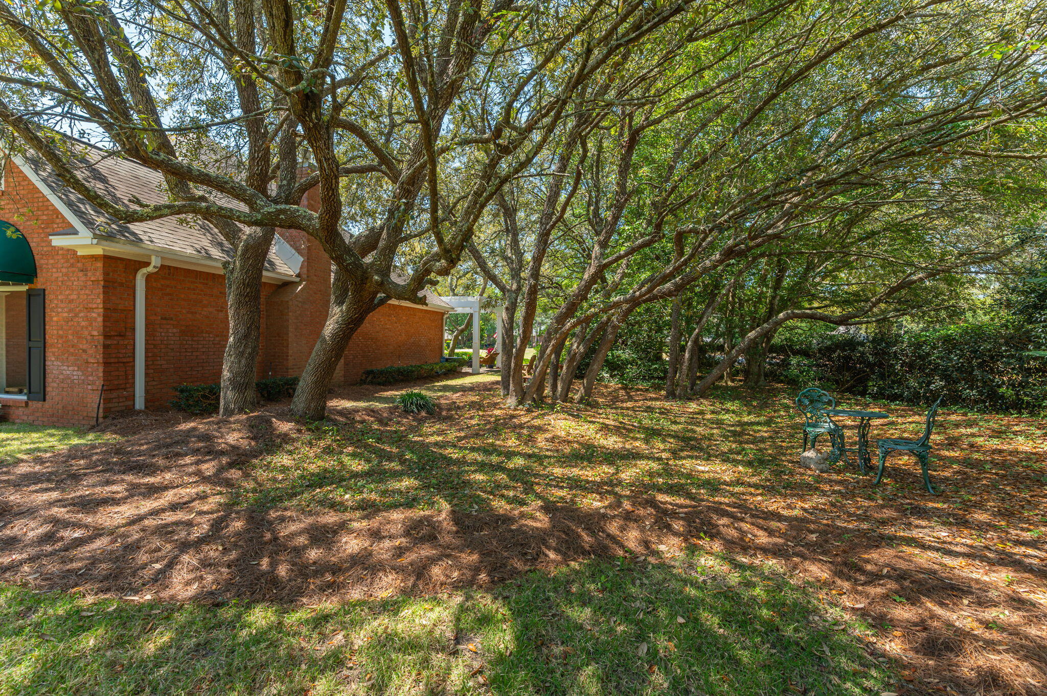 OAKMONT PLACE - Residential