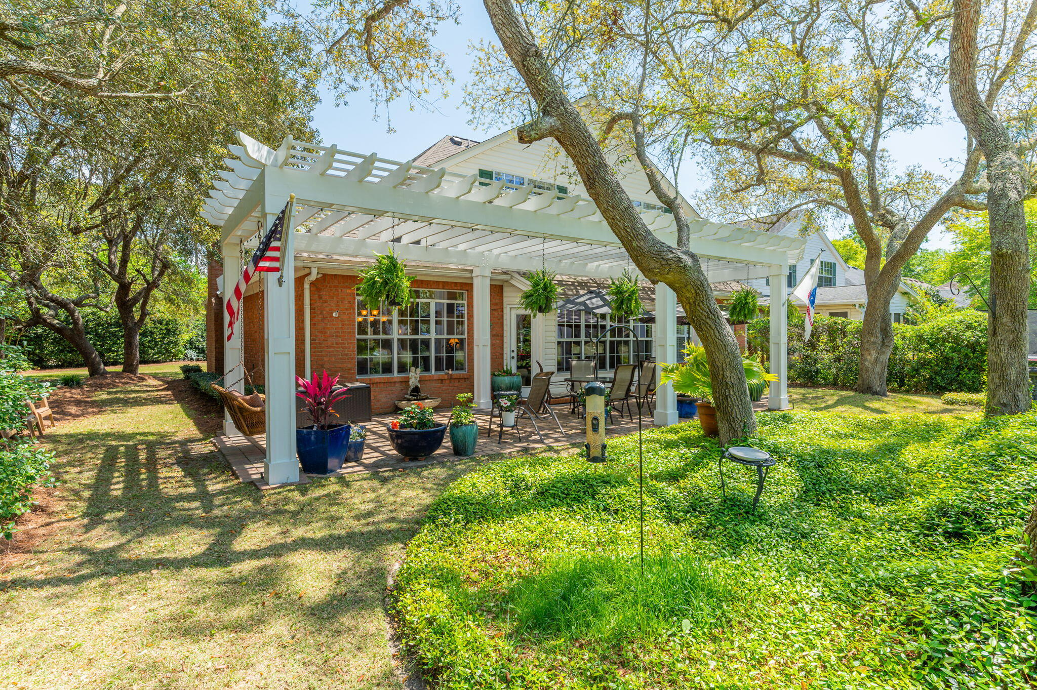 OAKMONT PLACE - Residential