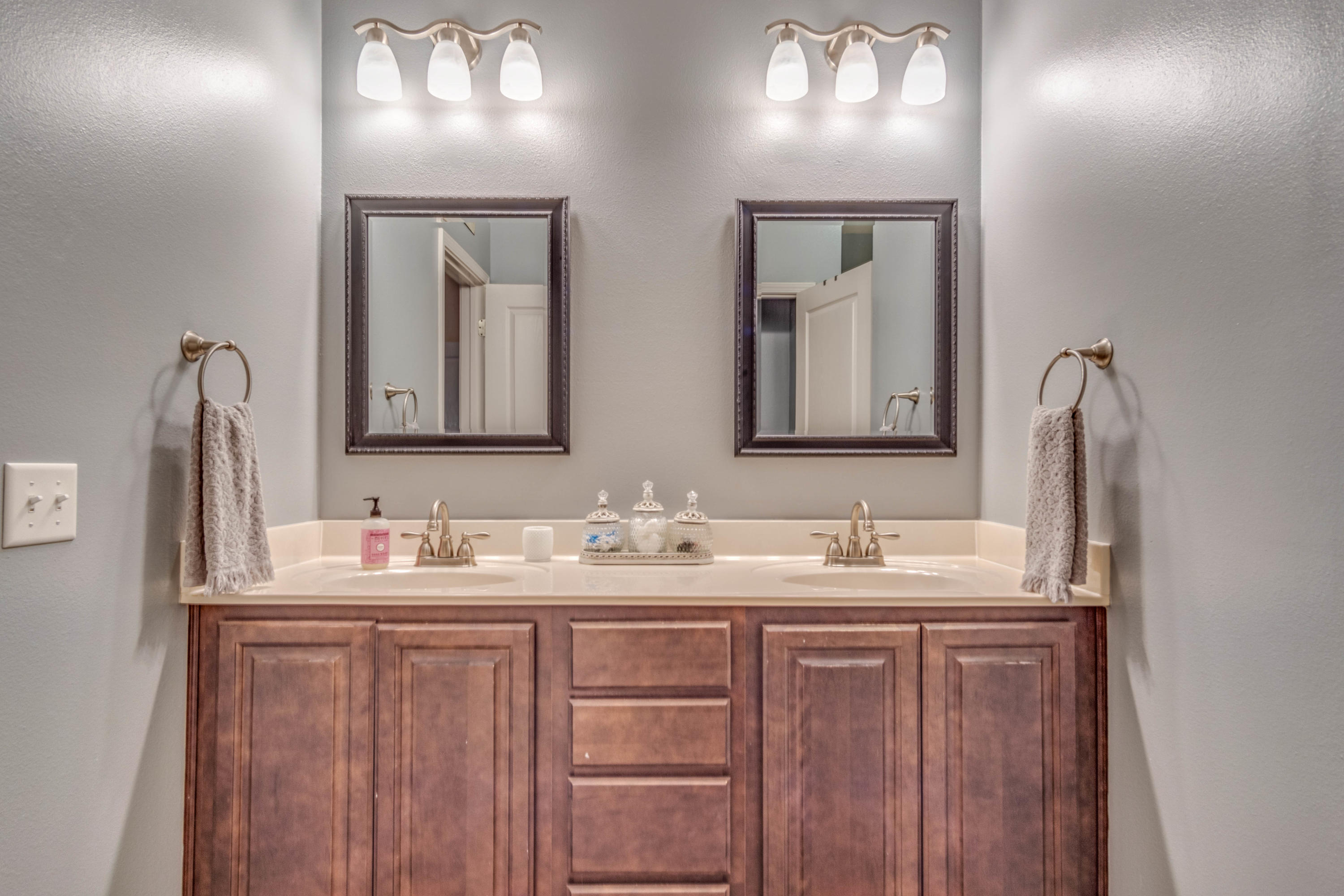 DUGGAN POND ESTATES - Residential