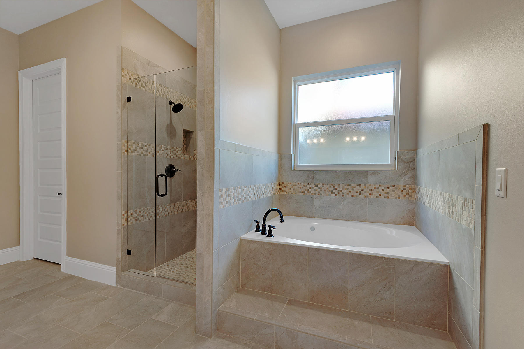 EMERALD BAY PH 1A - Residential
