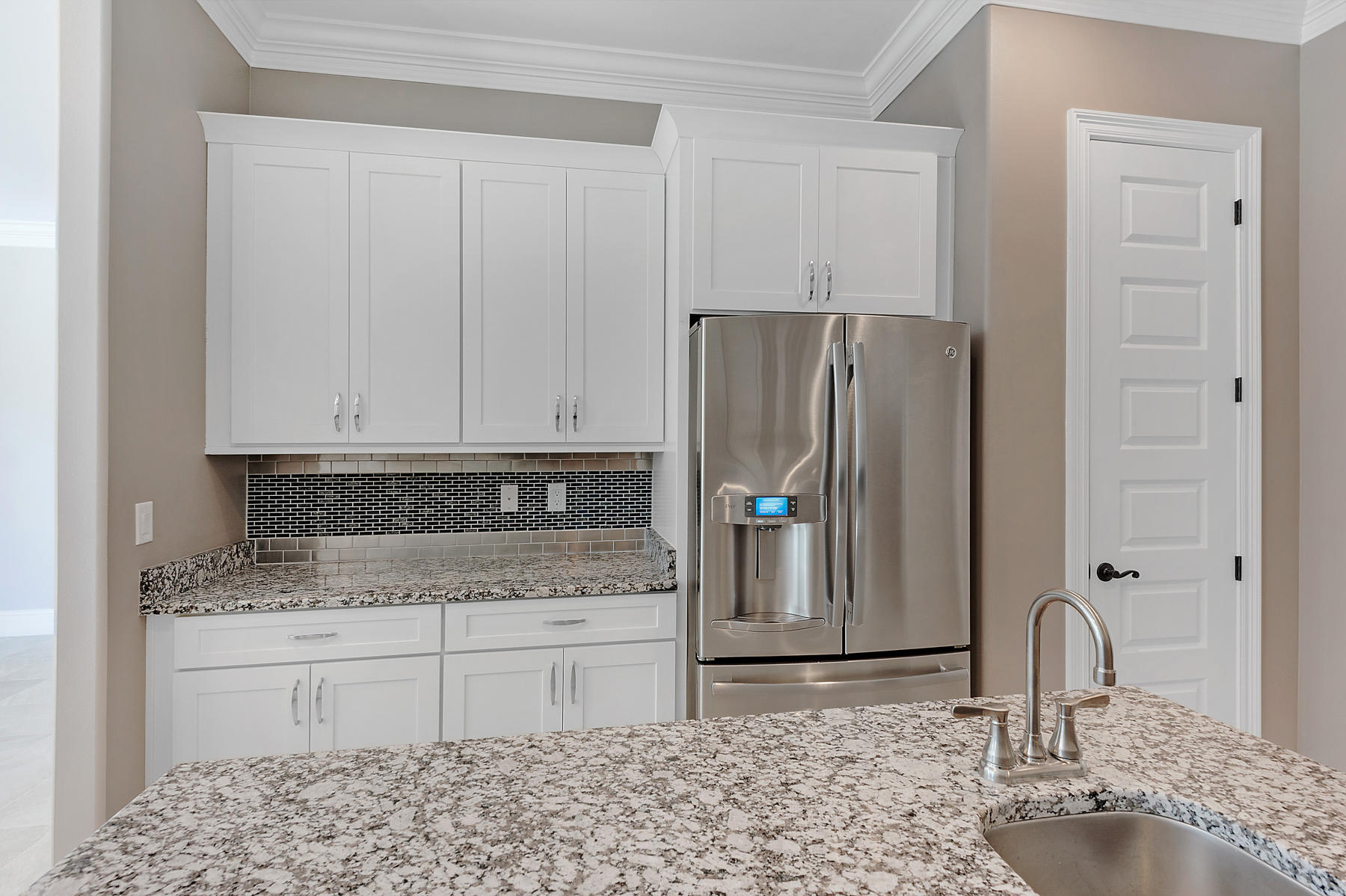 EMERALD BAY PH 1A - Residential