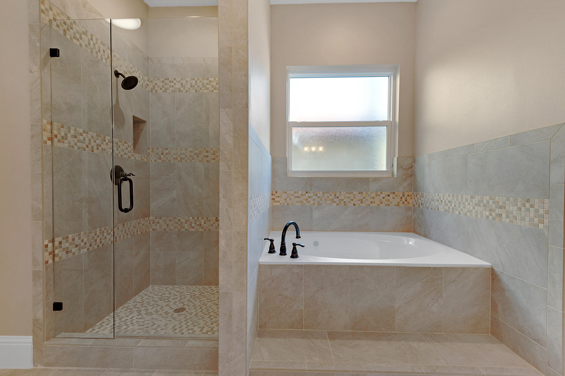 EMERALD BAY PH 1A - Residential