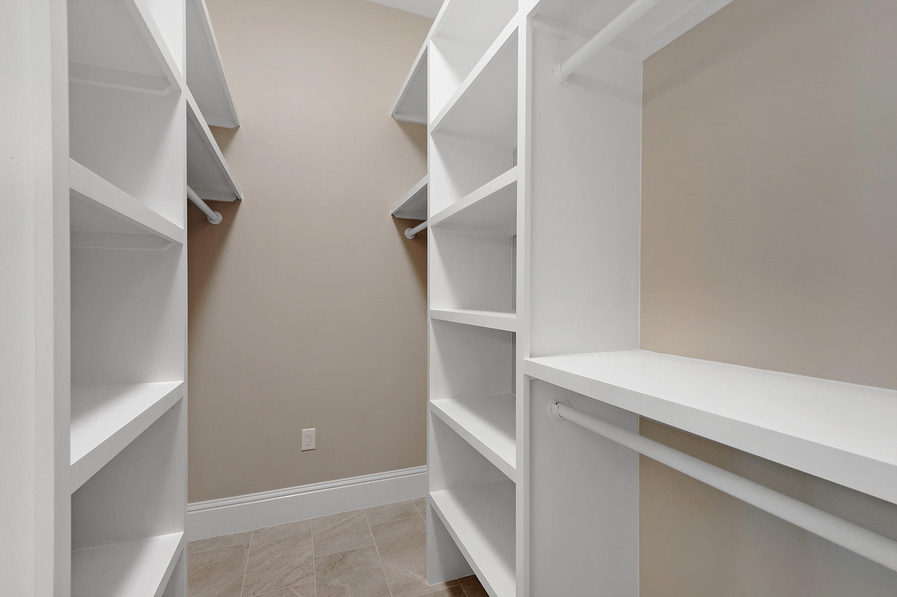 EMERALD BAY PH 1A - Residential