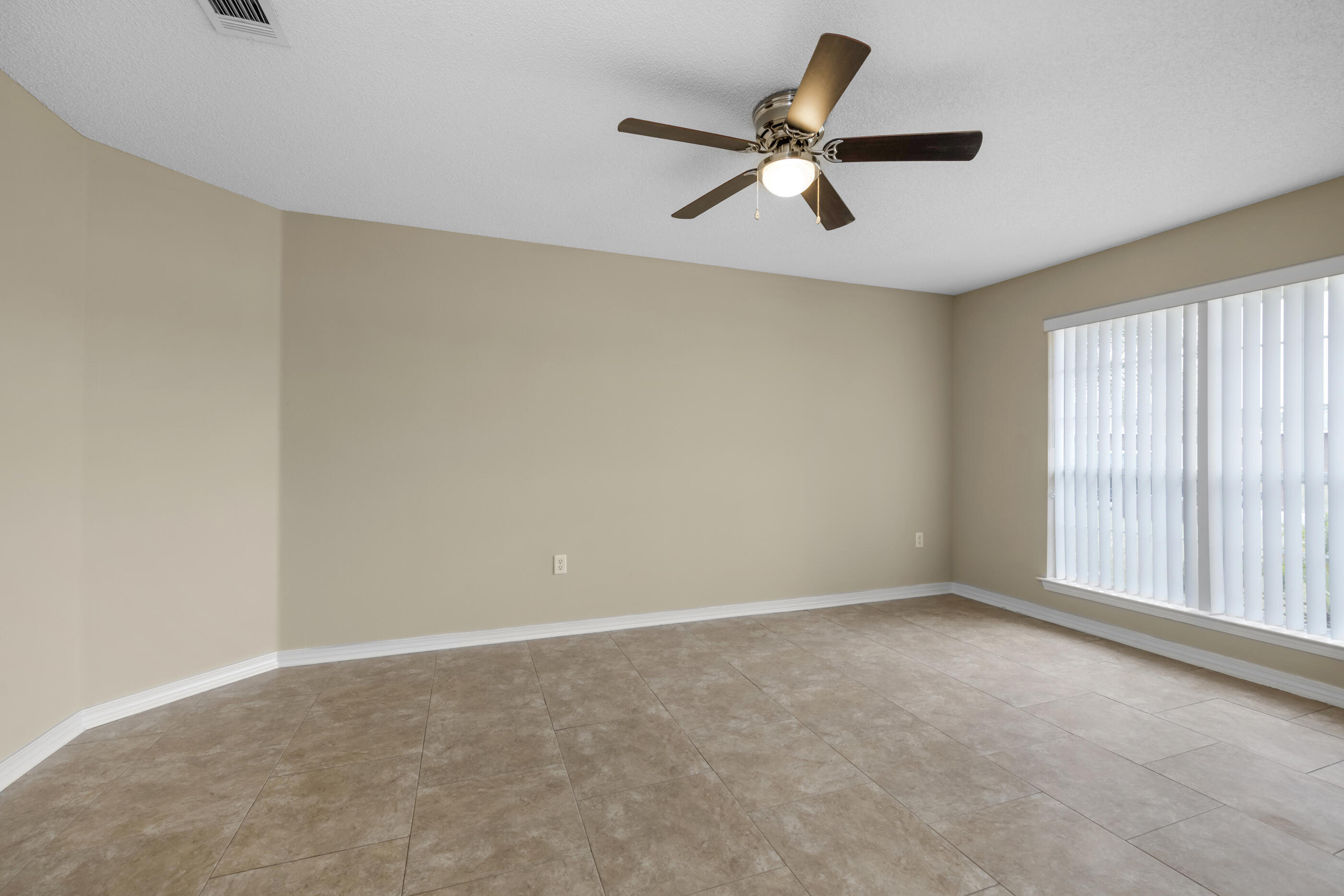 CREETWOOD PLACE - Residential