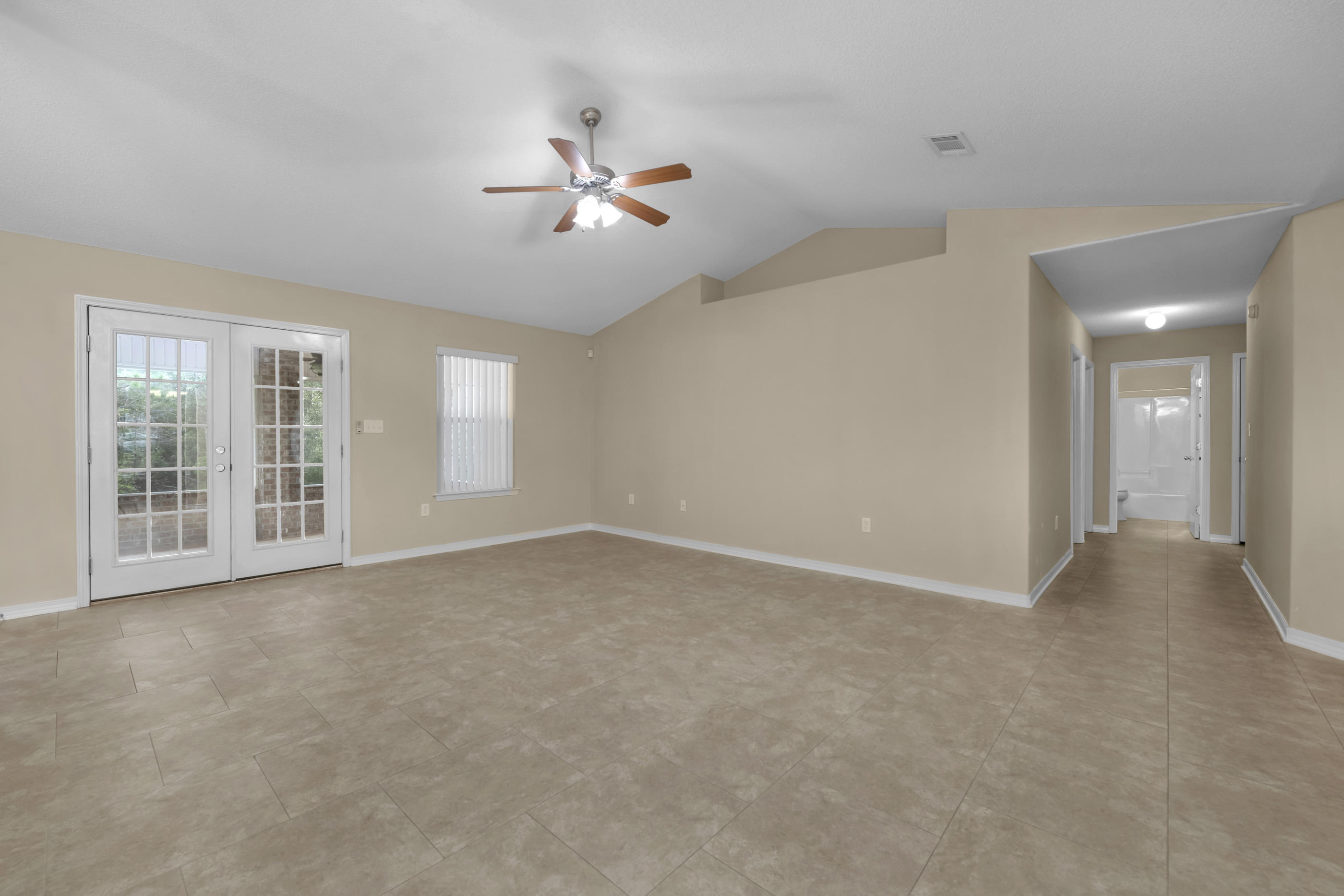 CREETWOOD PLACE - Residential