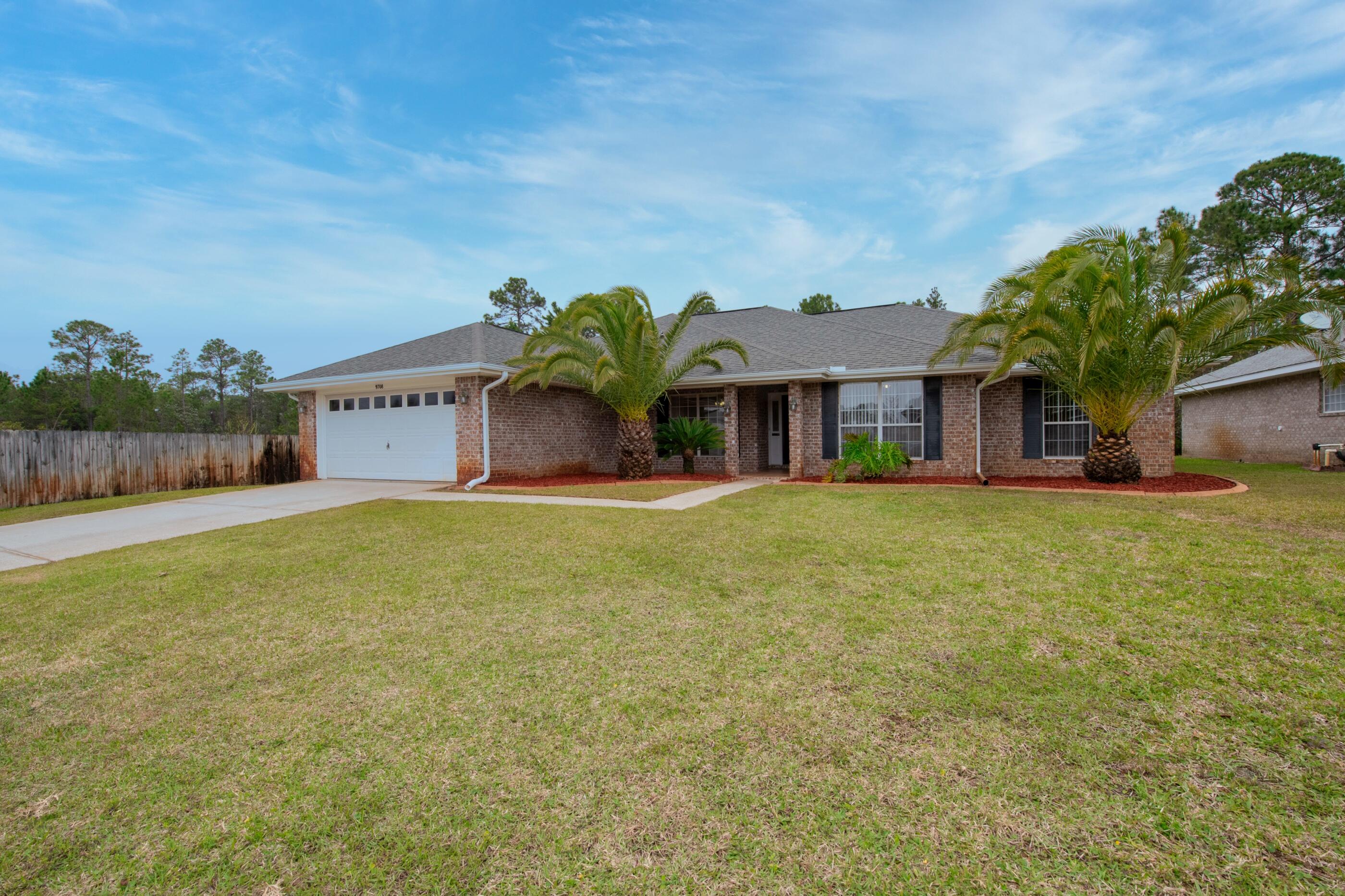 CREETWOOD PLACE - Residential