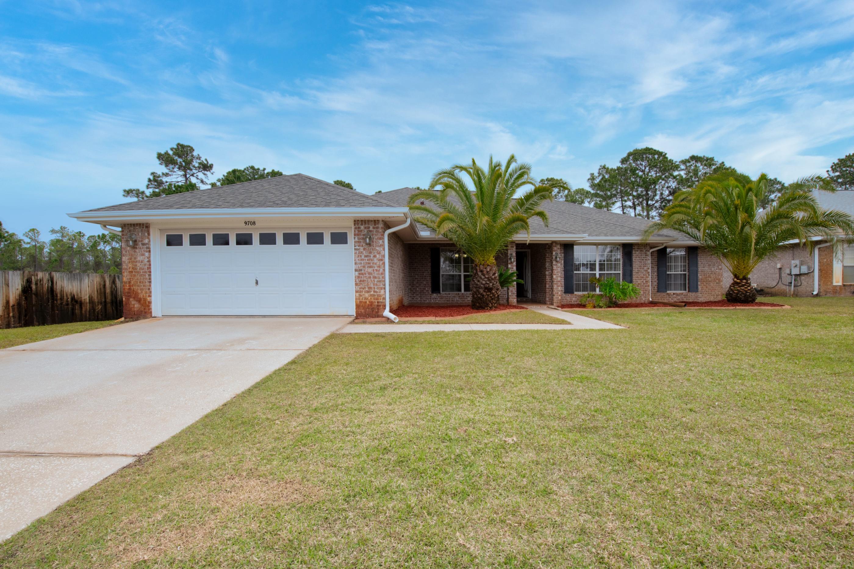 CREETWOOD PLACE - Residential