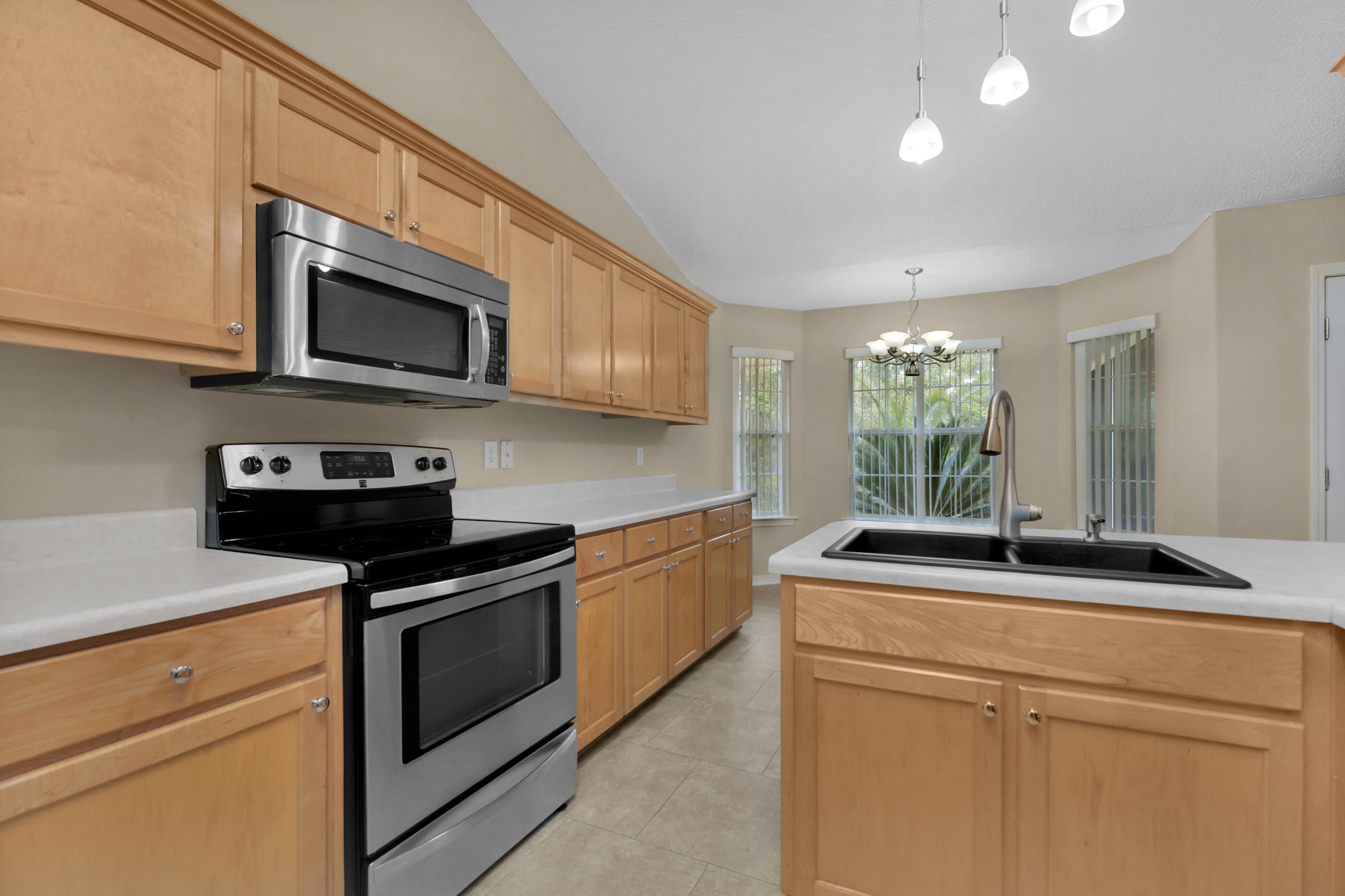 CREETWOOD PLACE - Residential