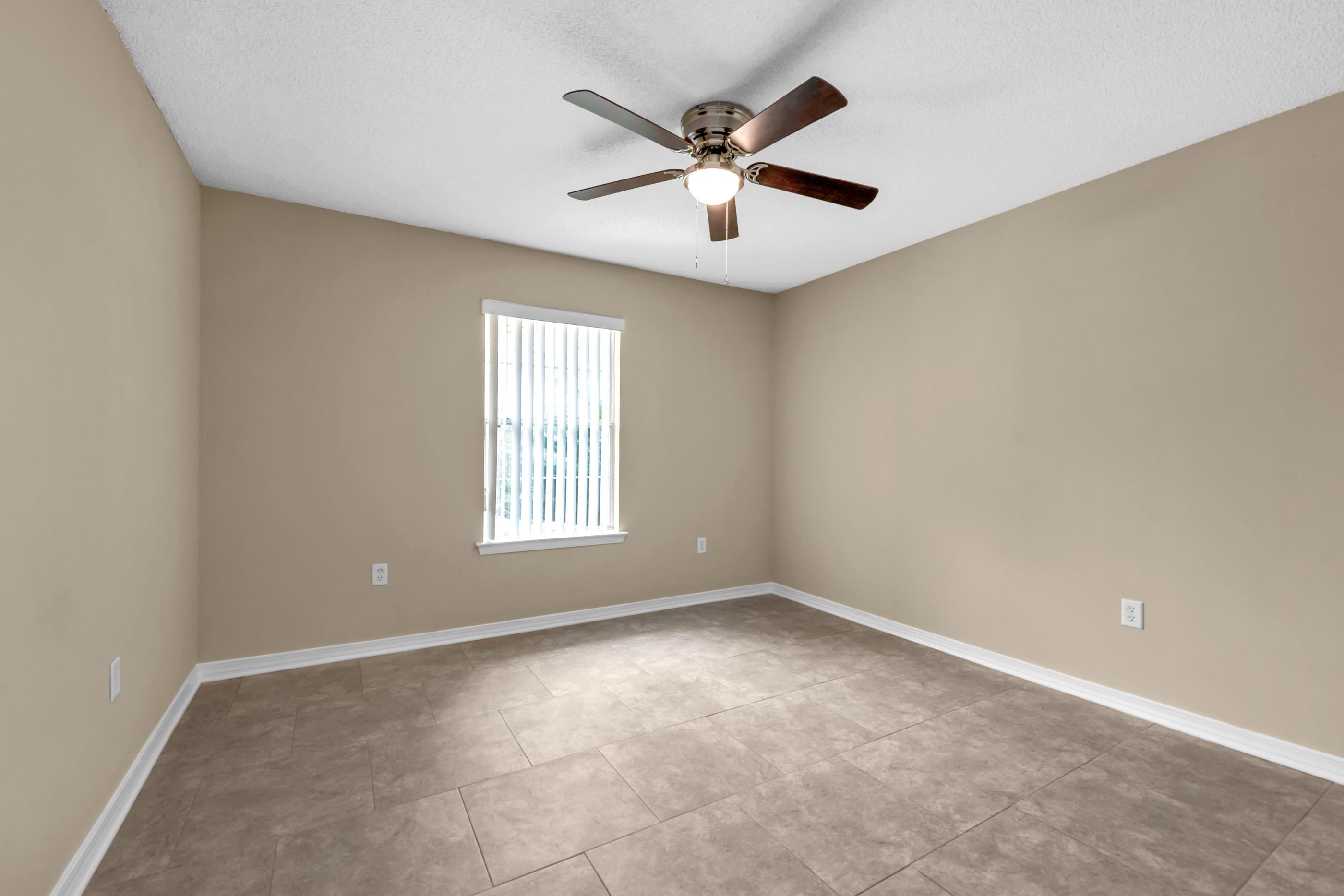 CREETWOOD PLACE - Residential