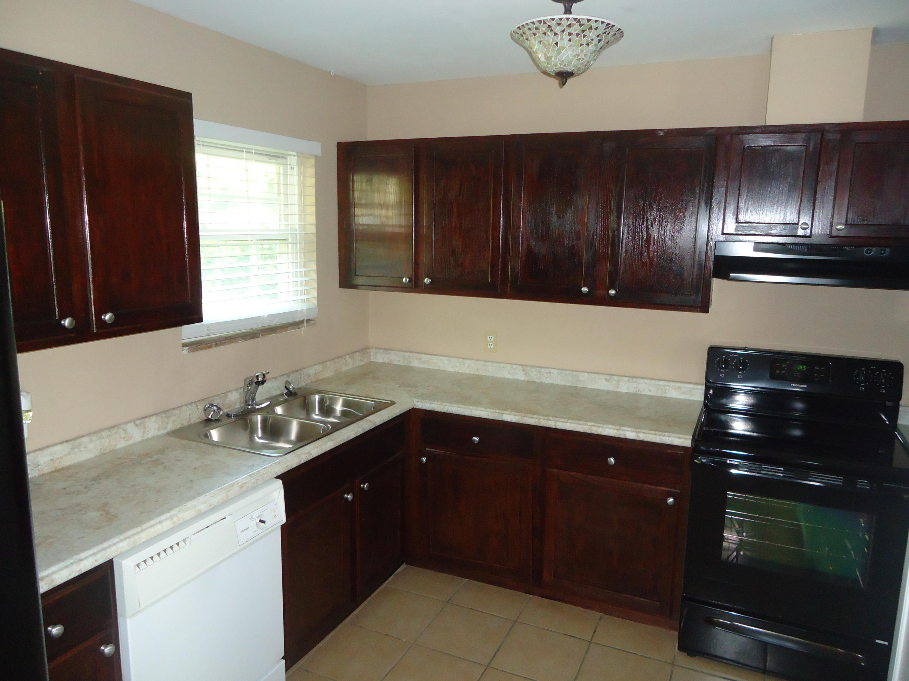 OAKLAND ADDN lot 12 blk 22 - Residential