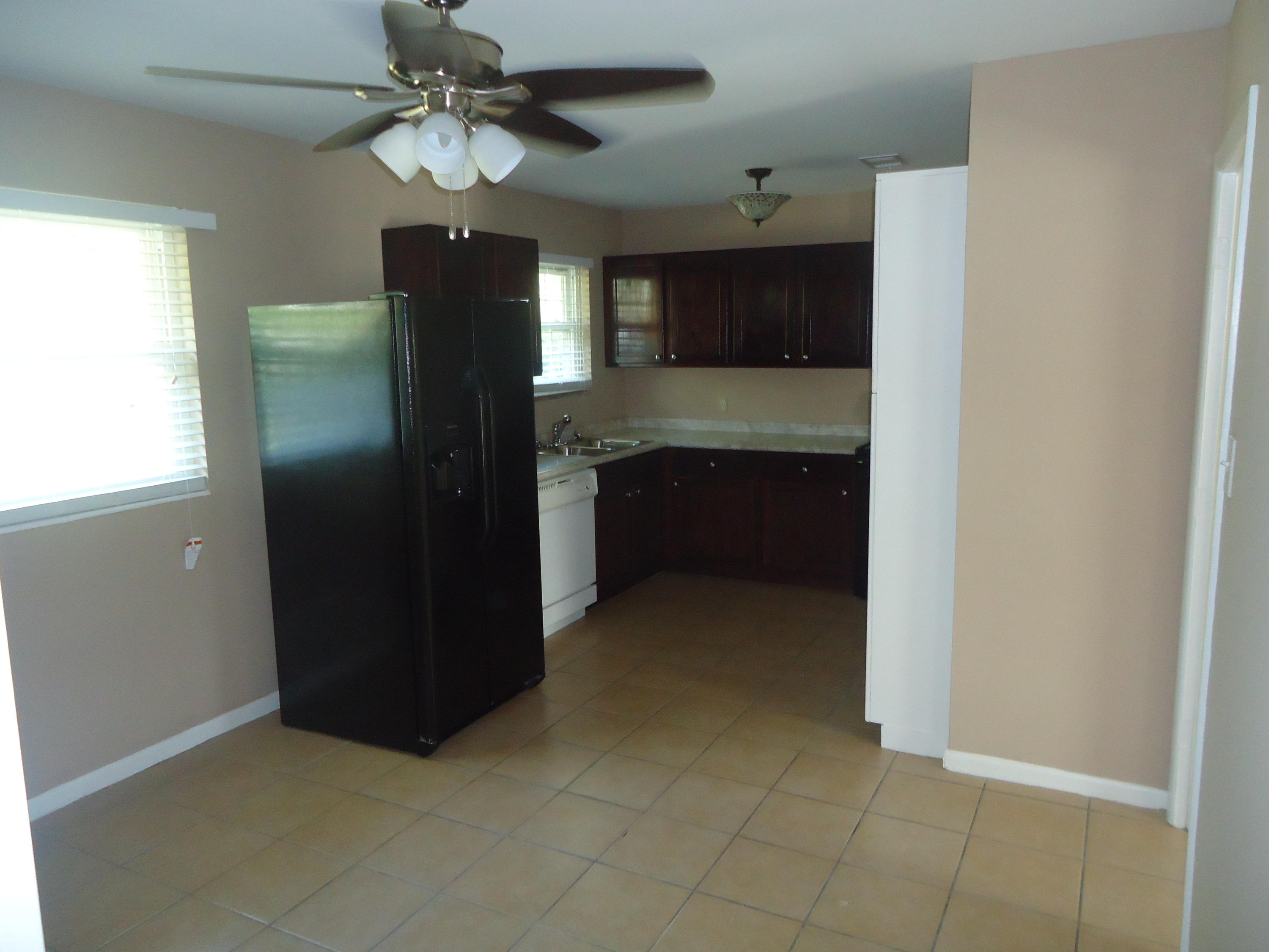 OAKLAND ADDN lot 12 blk 22 - Residential