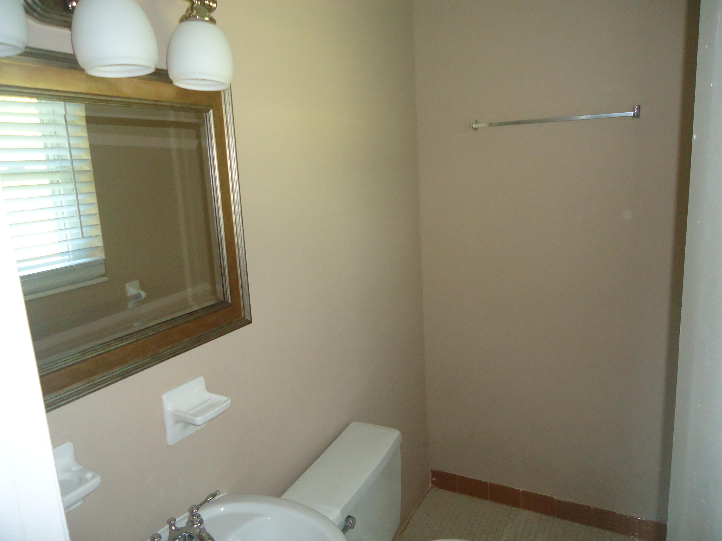 OAKLAND ADDN lot 12 blk 22 - Residential