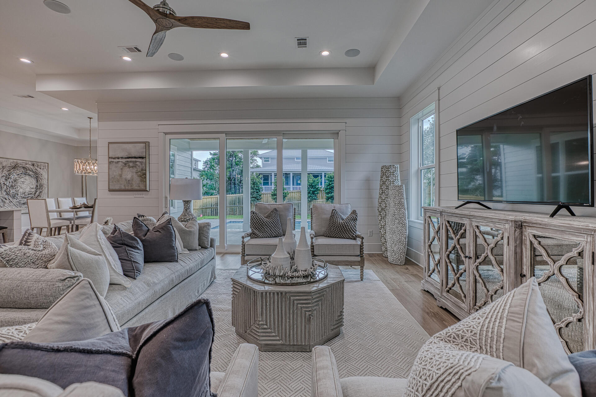 BEACH HIGHLAND 1ST ADD - Residential
