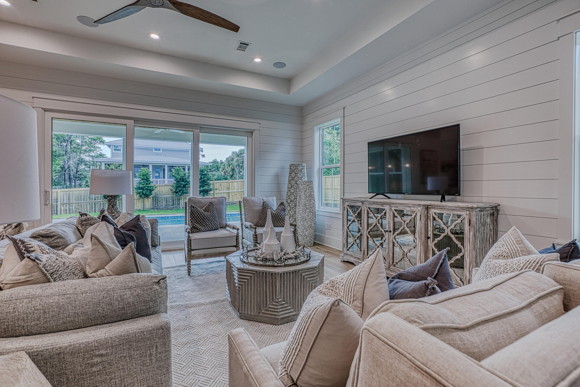 BEACH HIGHLAND 1ST ADD - Residential