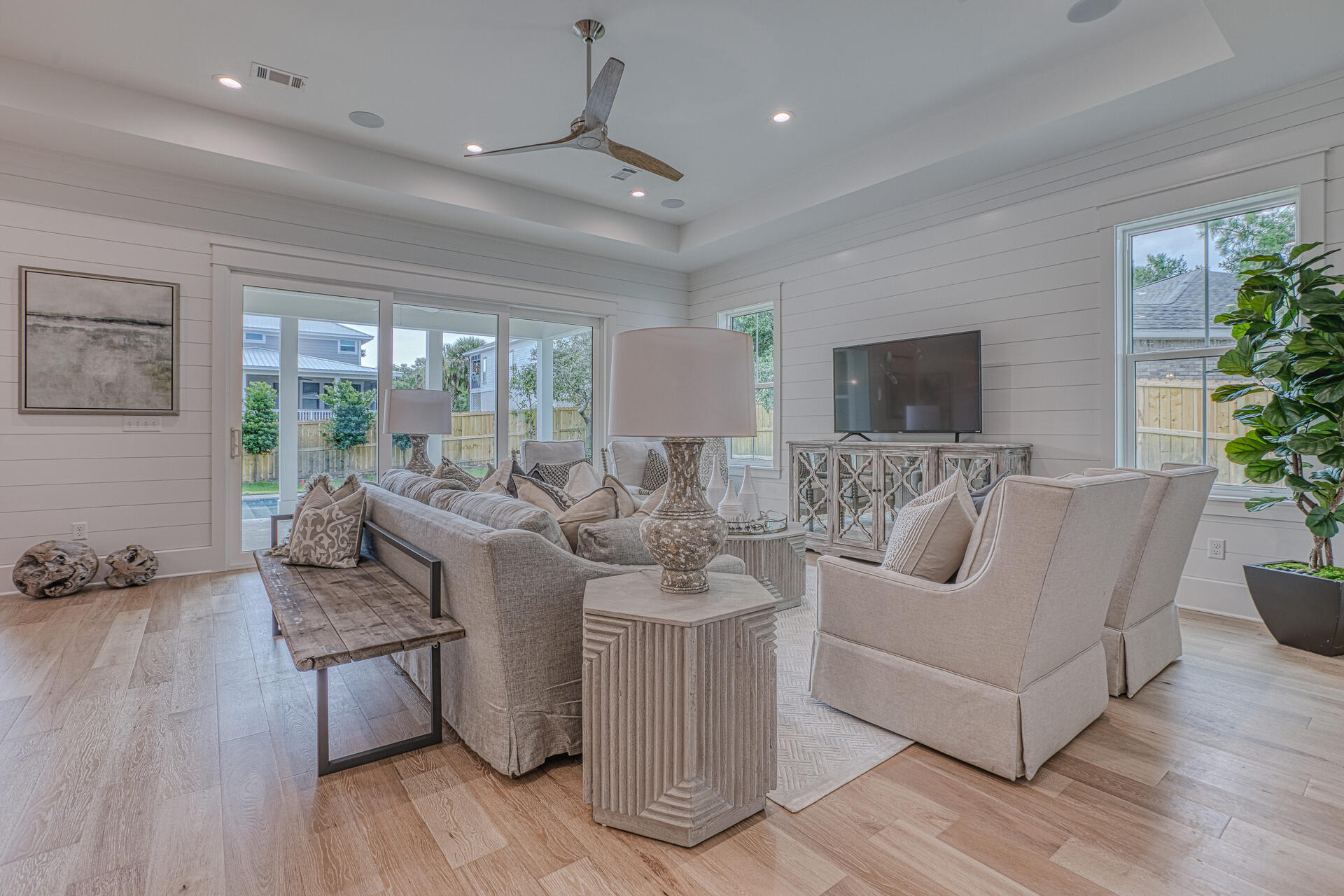 BEACH HIGHLAND 1ST ADD - Residential