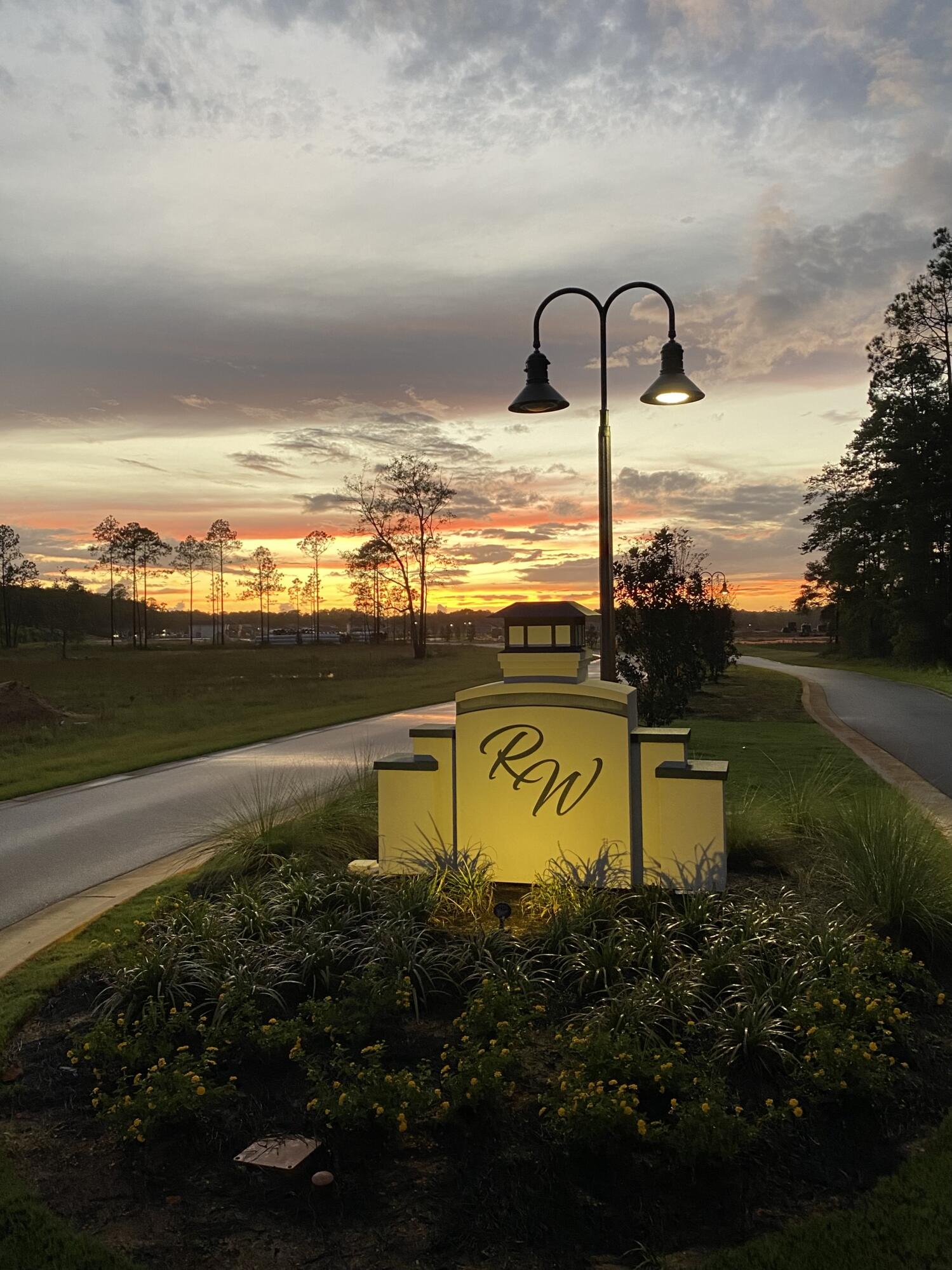 RIVERWALK PH I - Residential