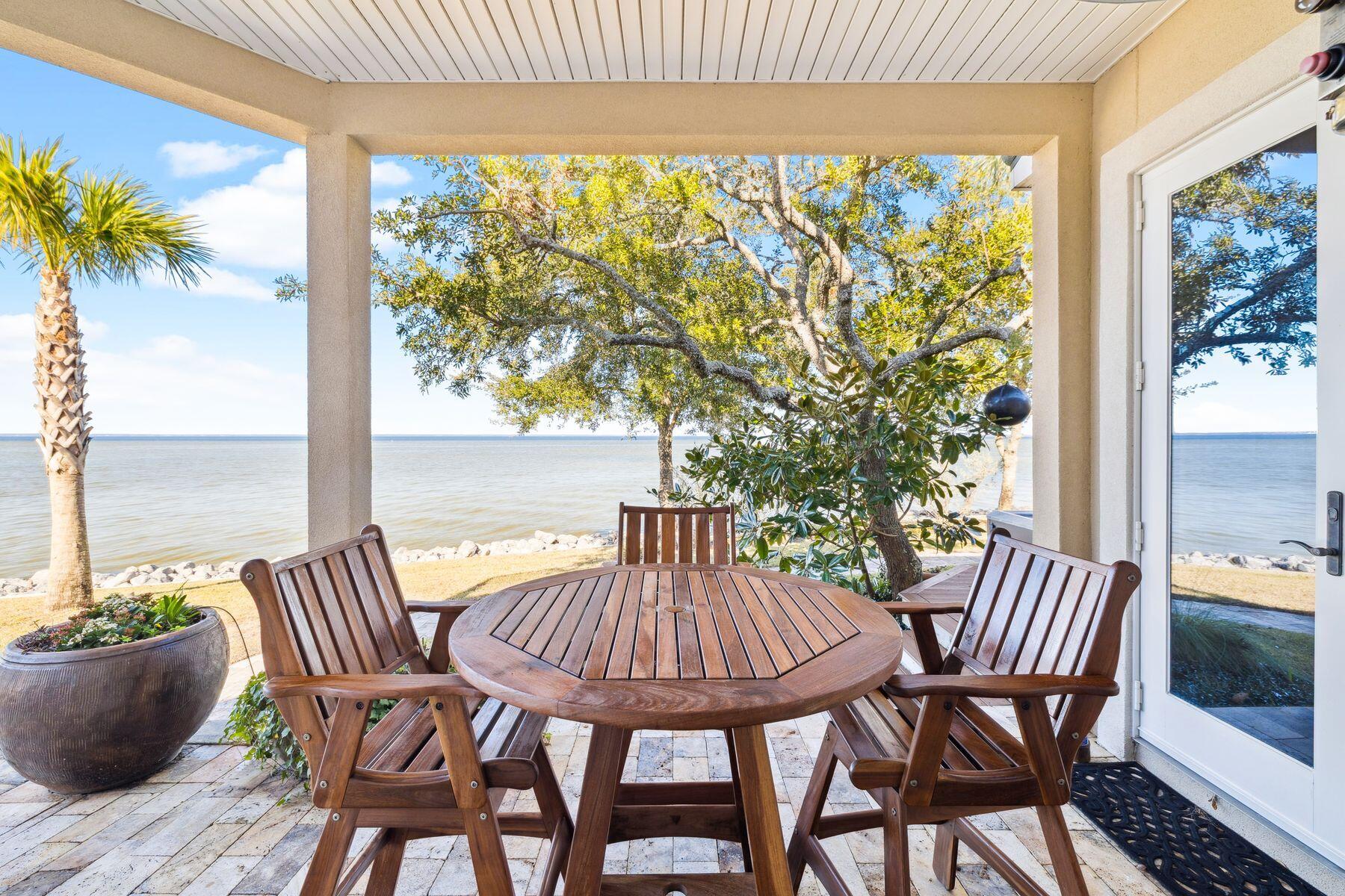 SANTA ROSA BEACH ESTATES - Residential