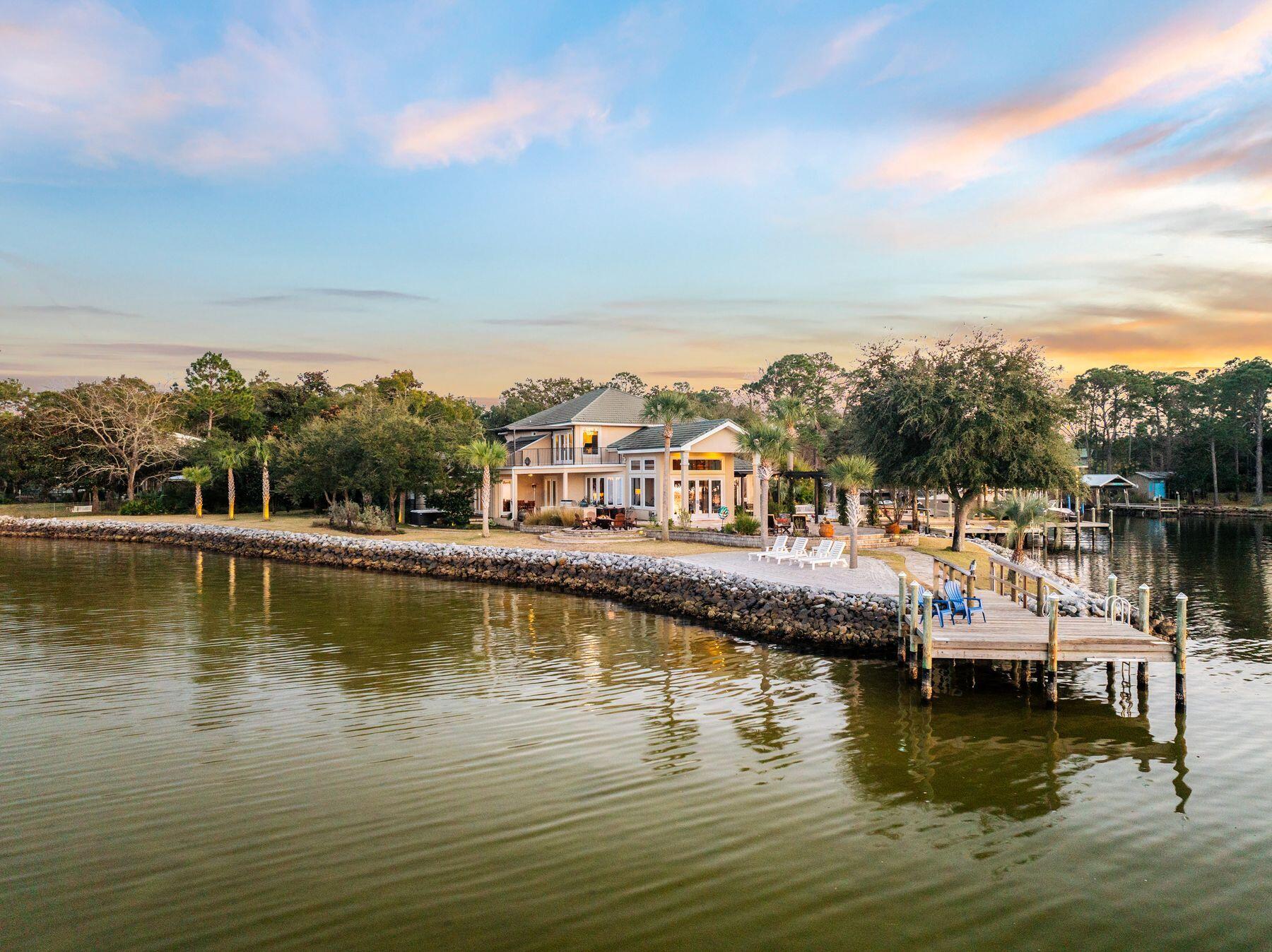 SANTA ROSA BEACH ESTATES - Residential