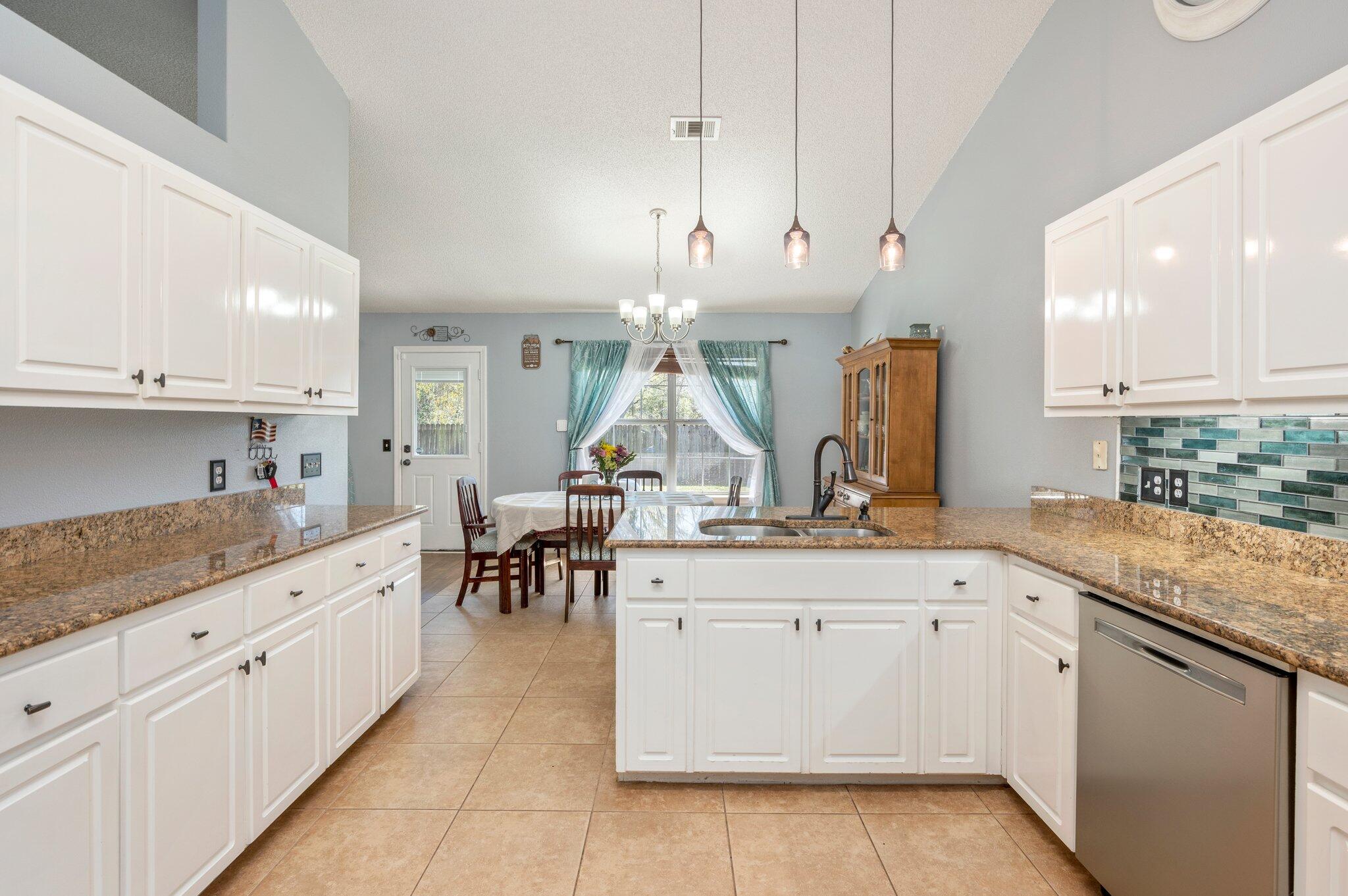 MARION MANOR - Residential