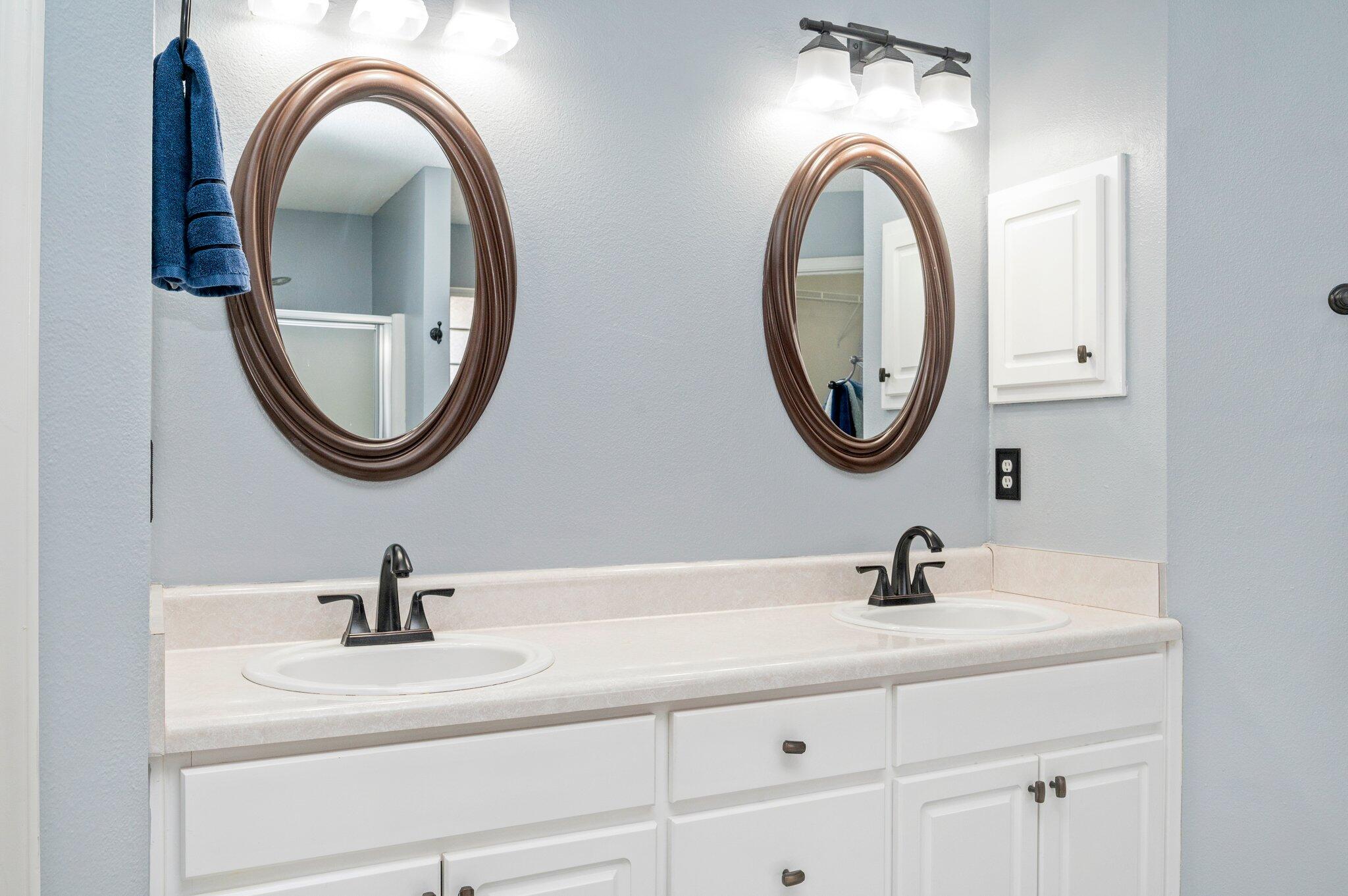 MARION MANOR - Residential