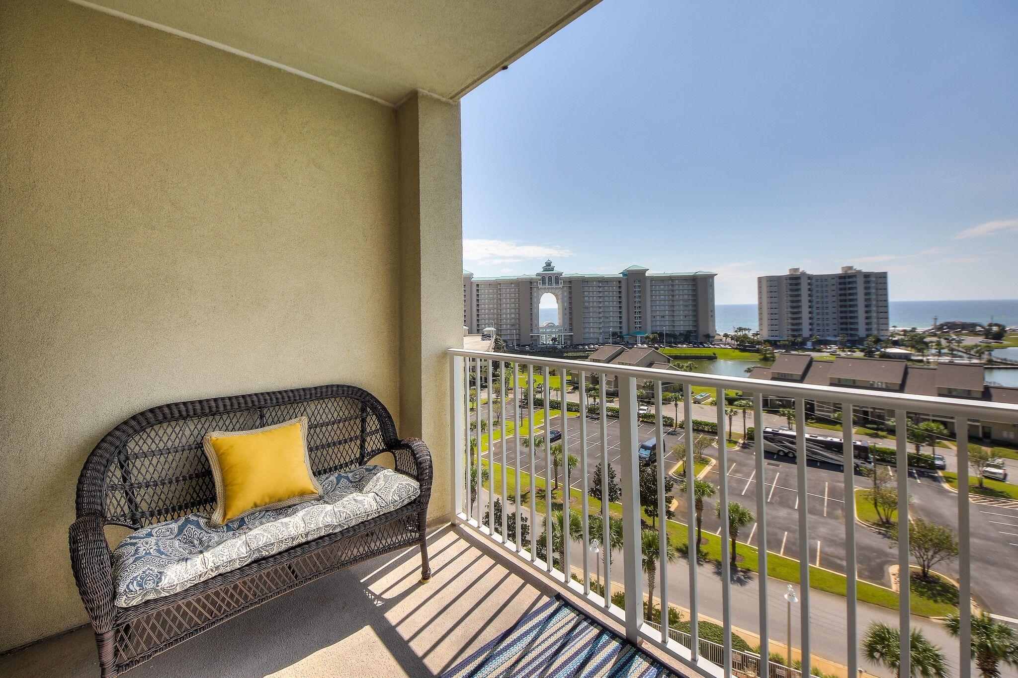 ARIEL DUNES II - Residential