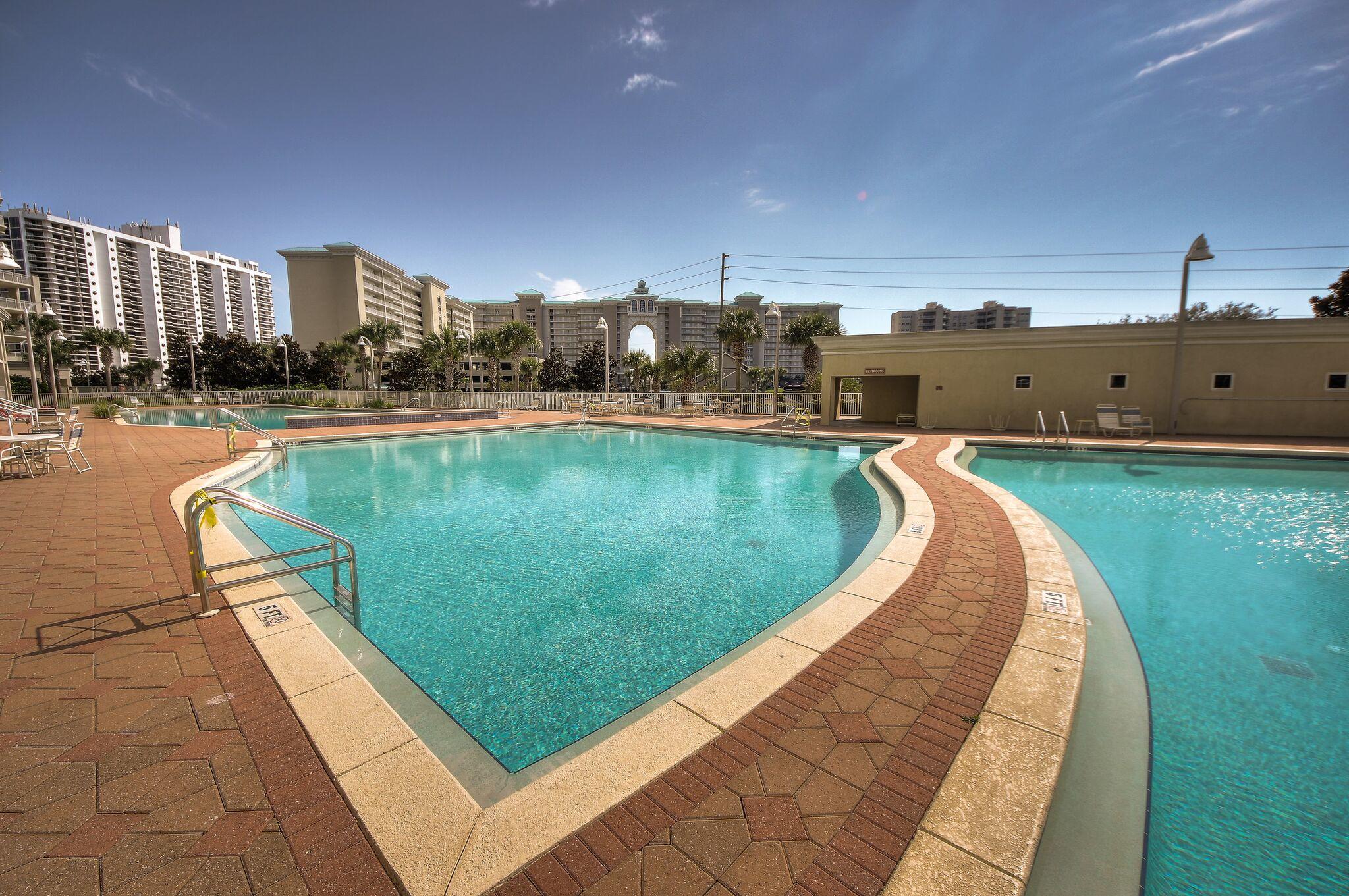 ARIEL DUNES II - Residential