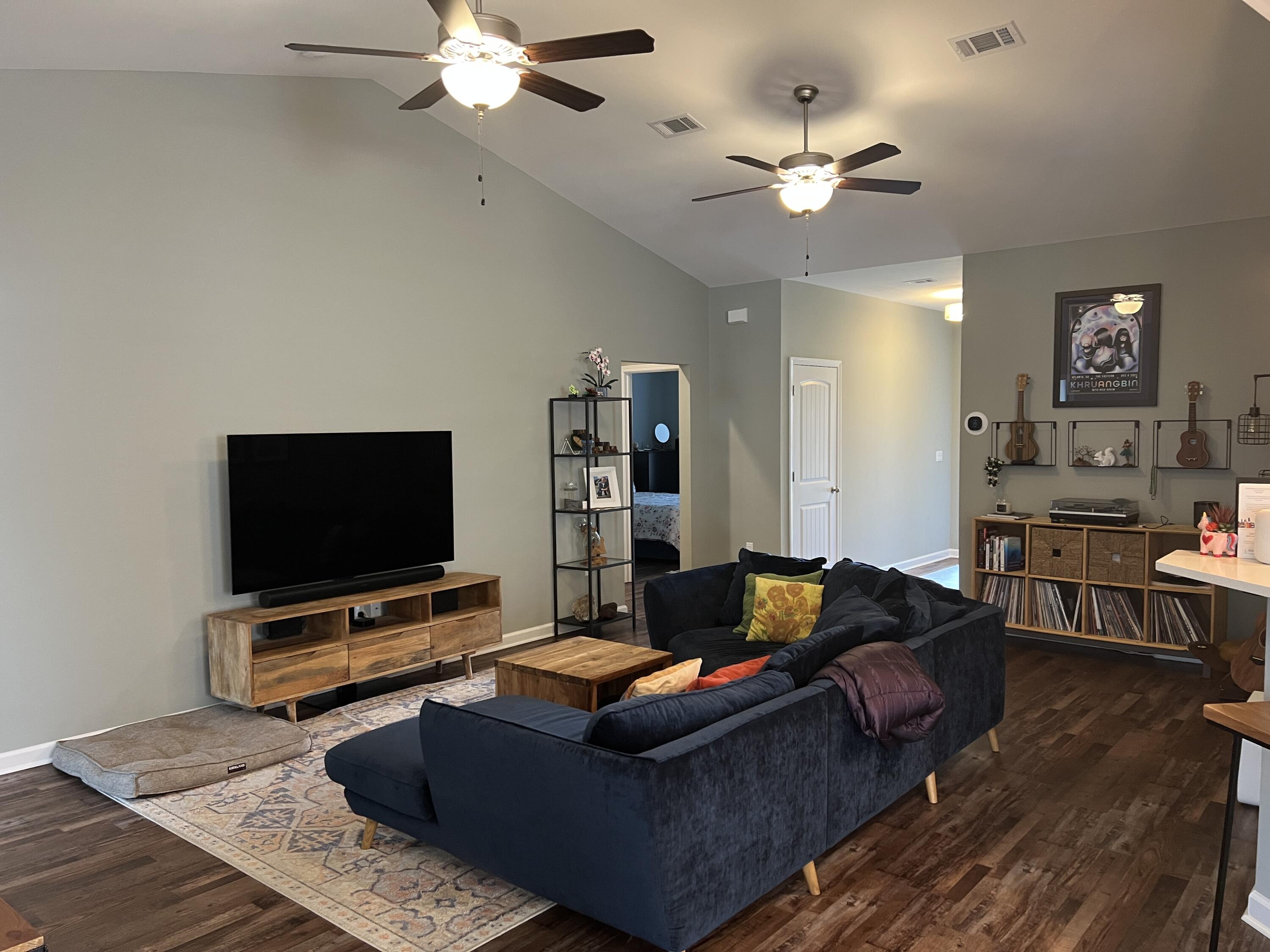 METES & BOUNDS - Residential Lease