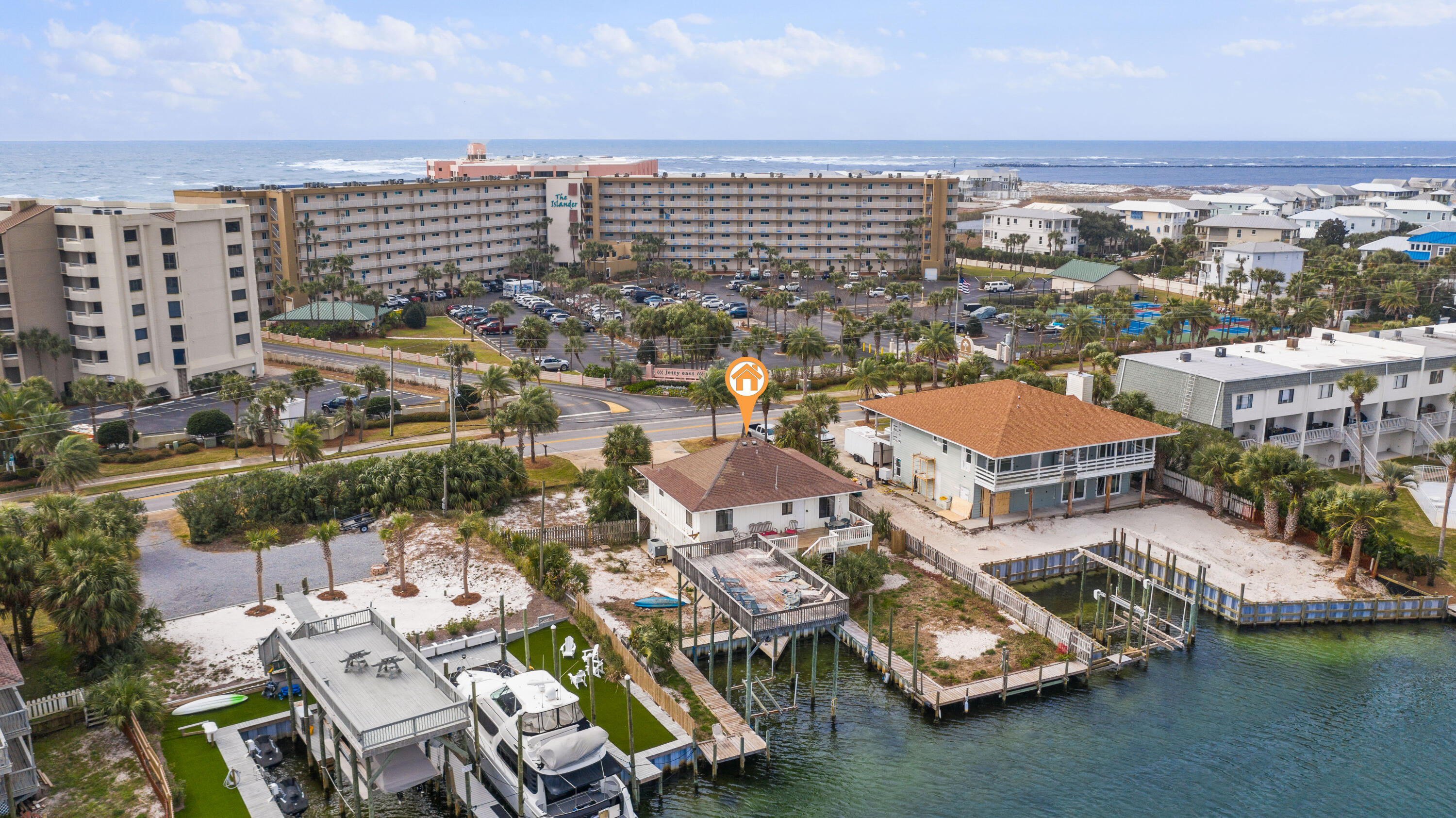 HOLIDAY ISLE - Residential