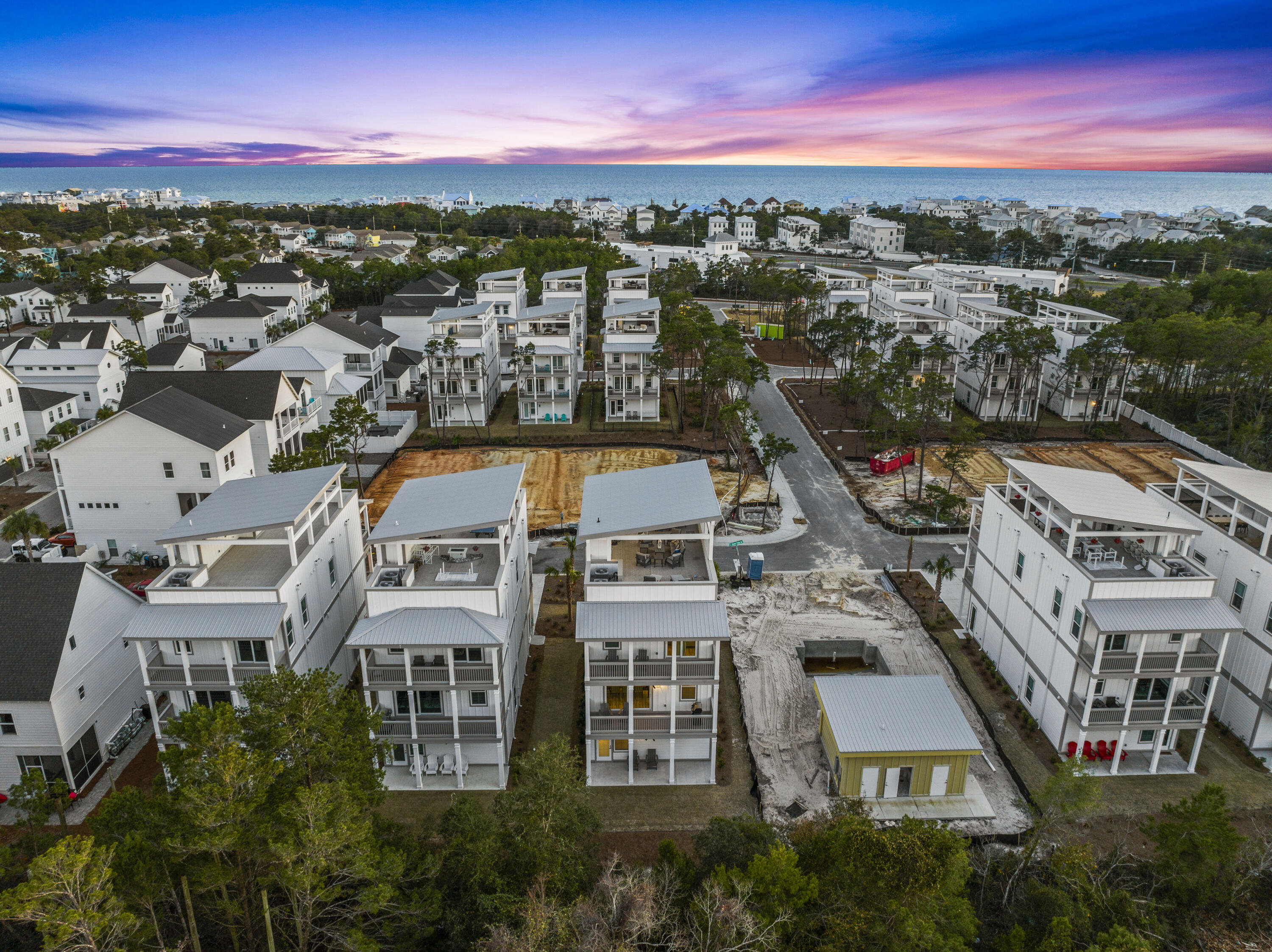 Twin Palms - Residential