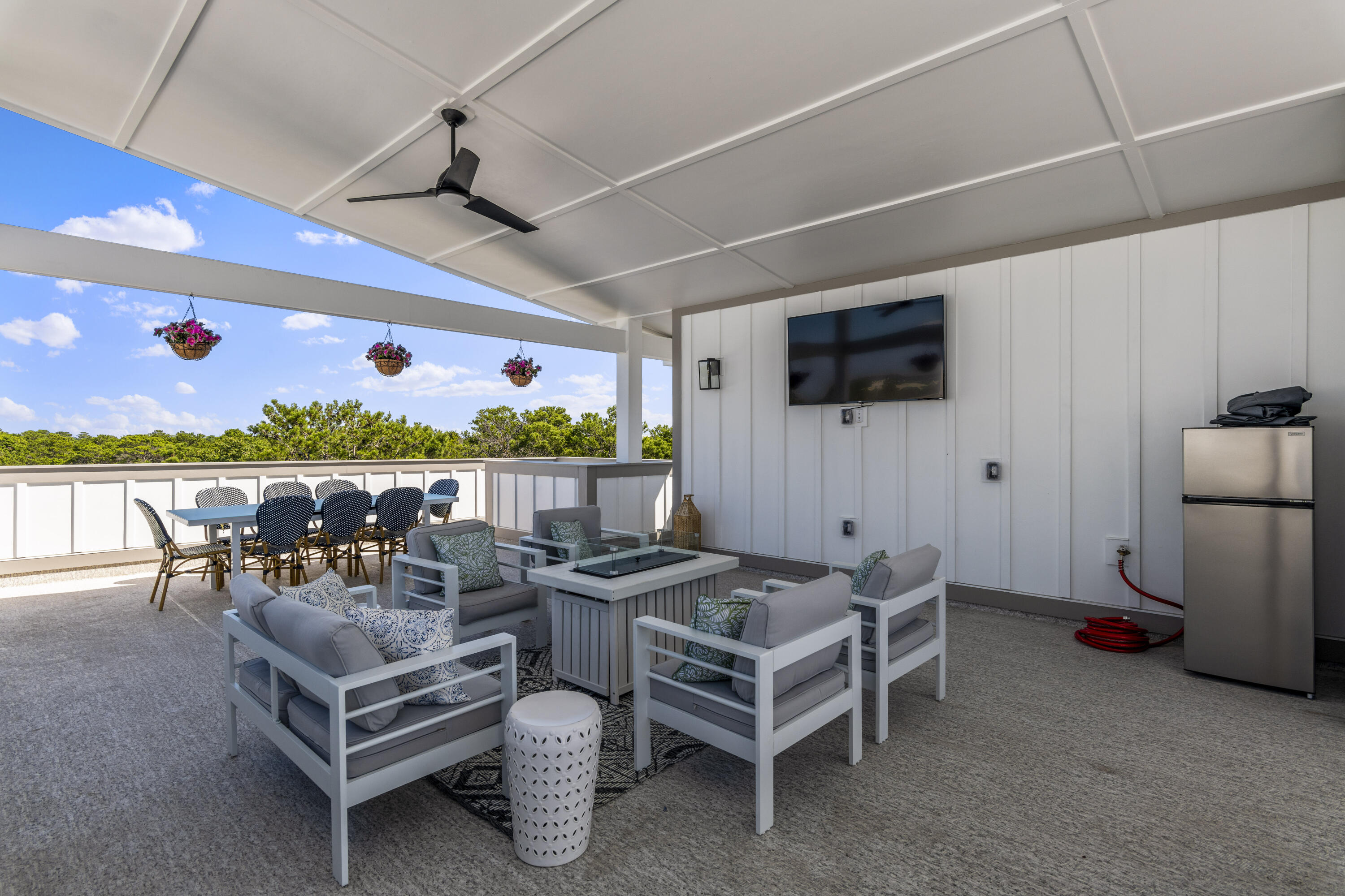 Twin Palms - Residential