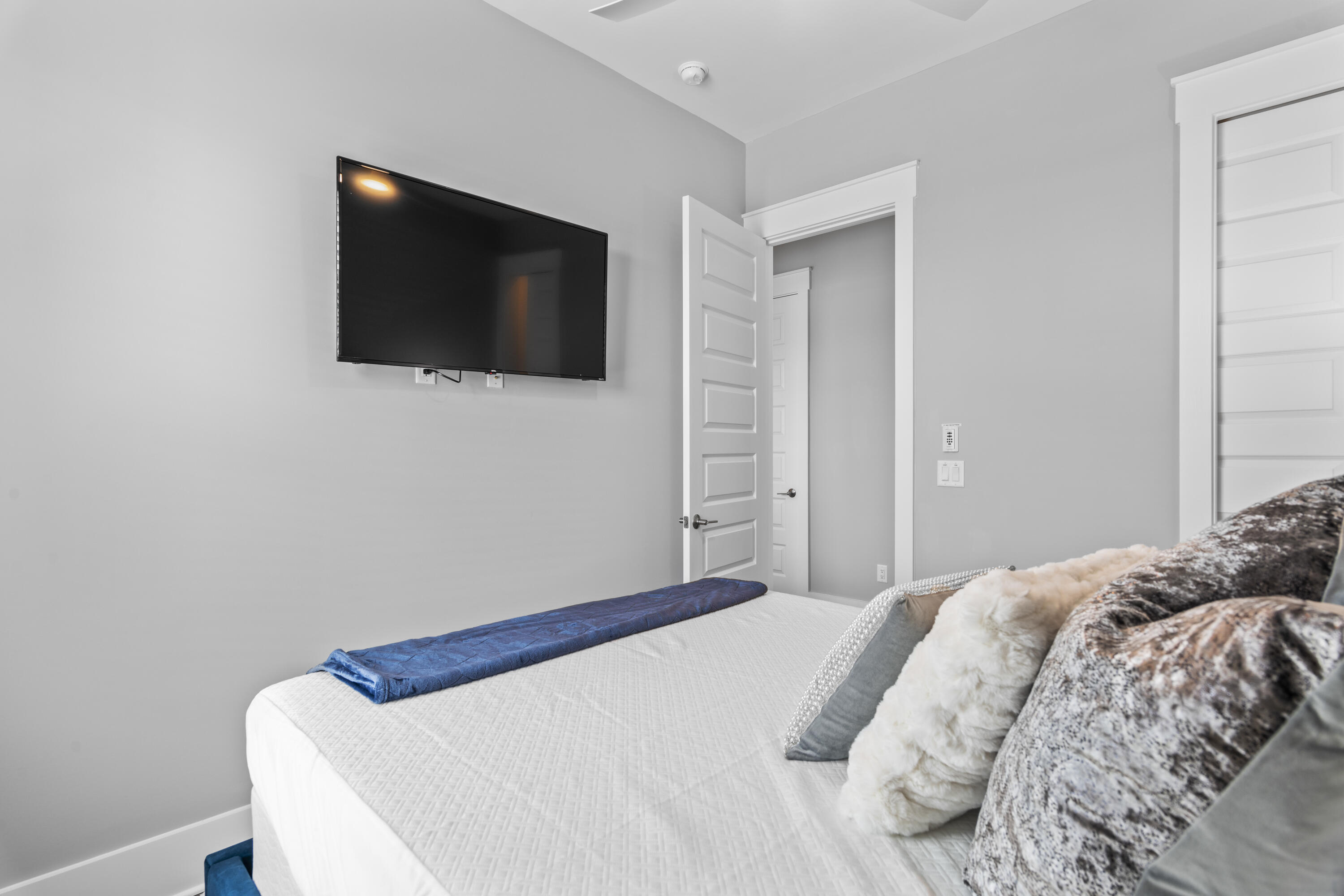 Twin Palms - Residential