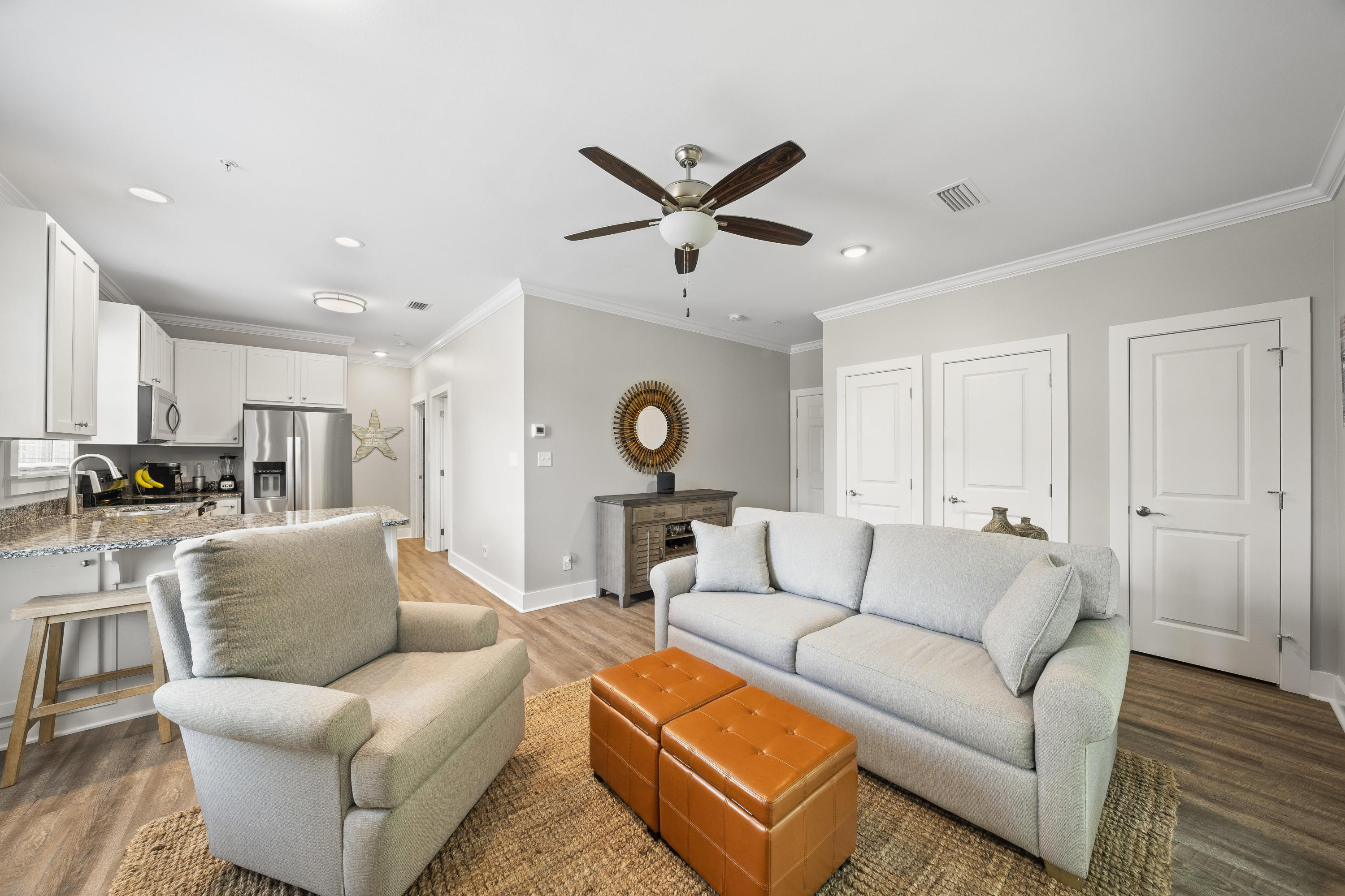 Hidden Lake condominiums - Residential