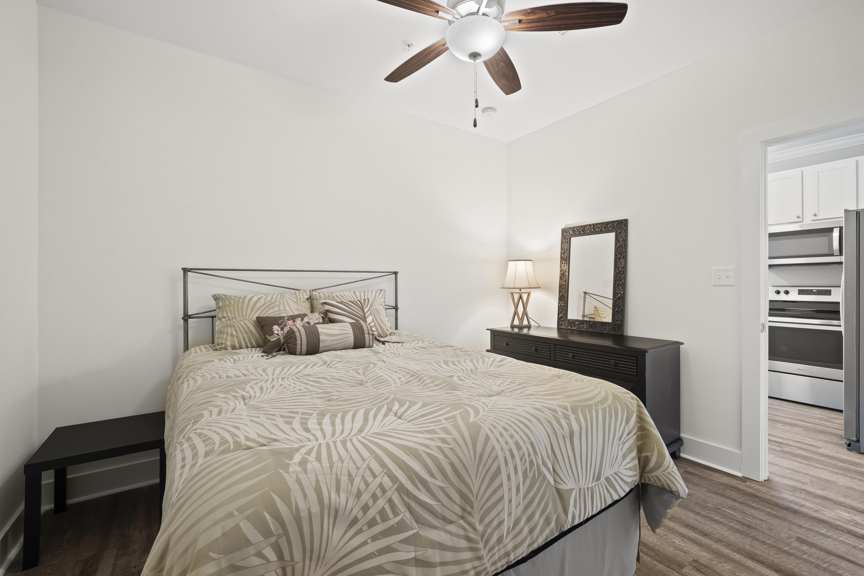 Hidden Lake condominiums - Residential