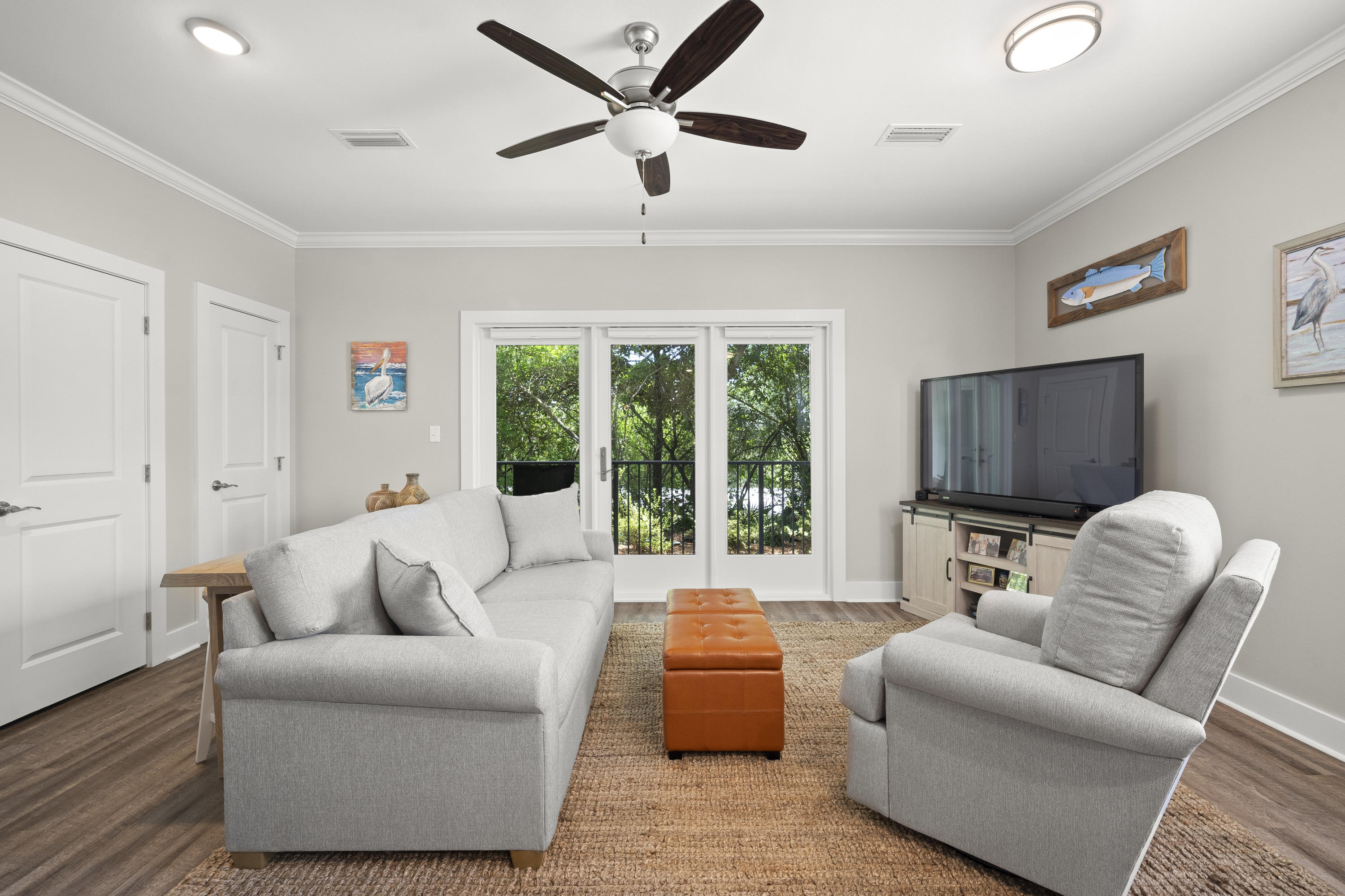 Hidden Lake condominiums - Residential