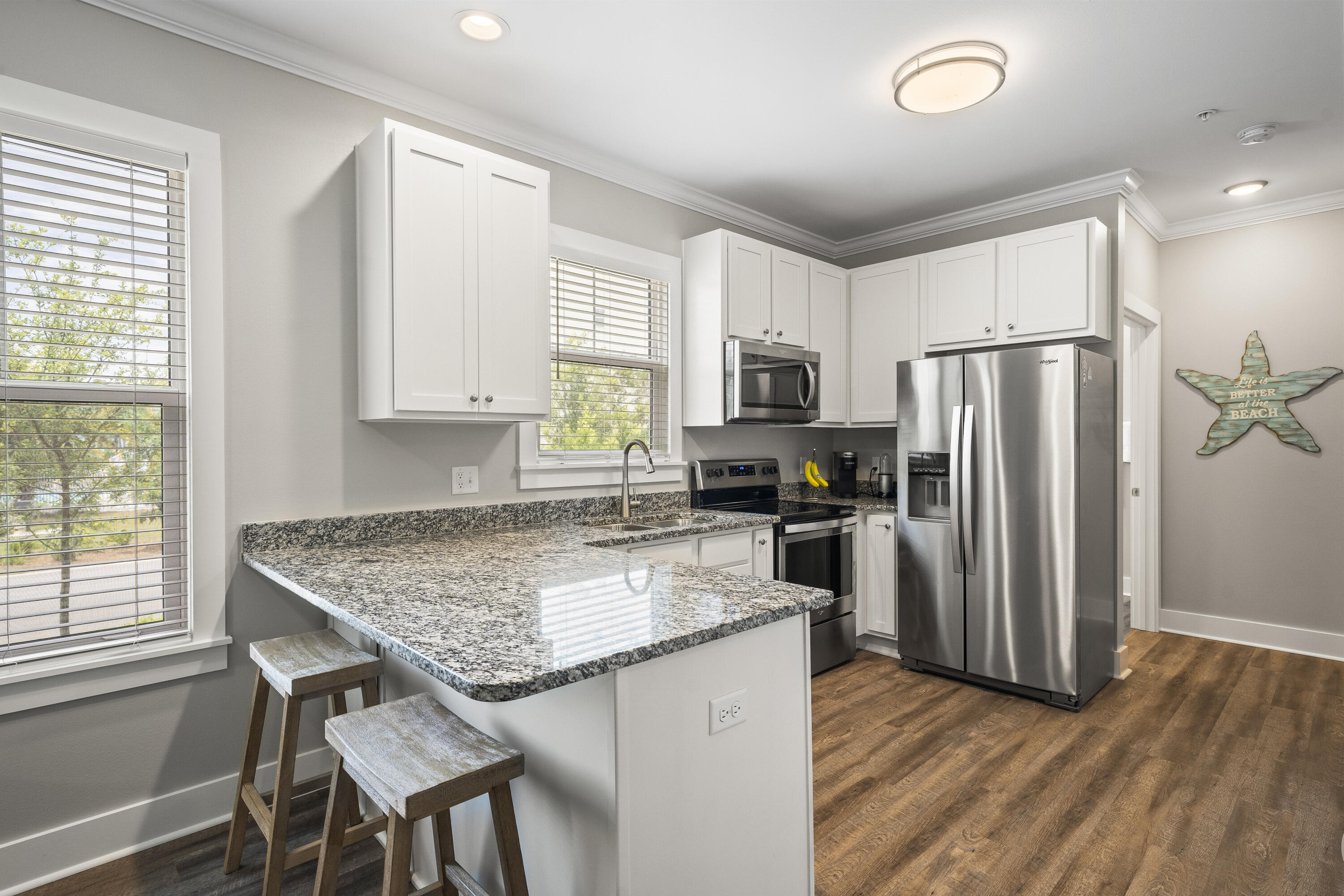 Hidden Lake condominiums - Residential