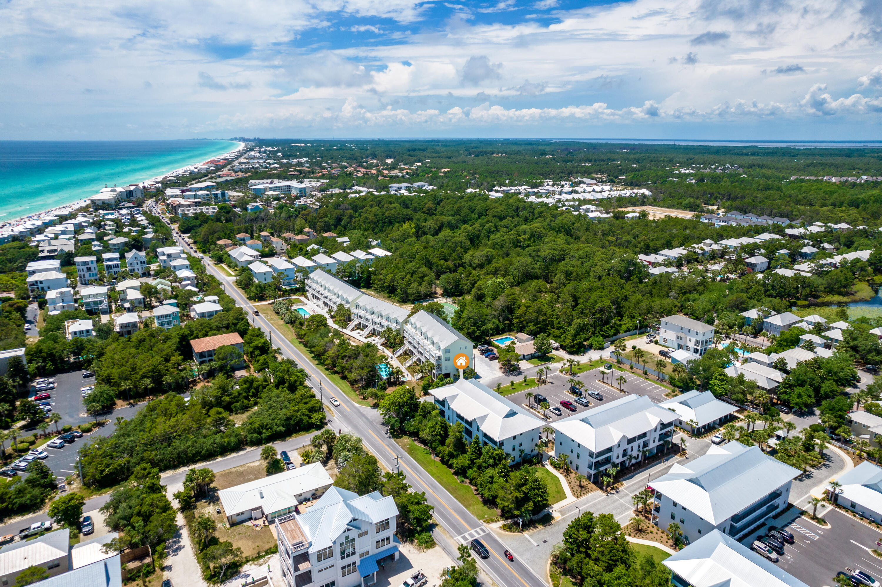 Hidden Lake condominiums - Residential
