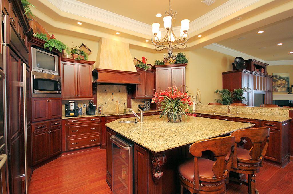 NORTH LAKE PIPPIN - Residential