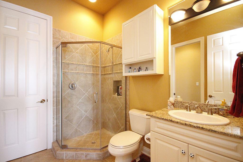 NORTH LAKE PIPPIN - Residential