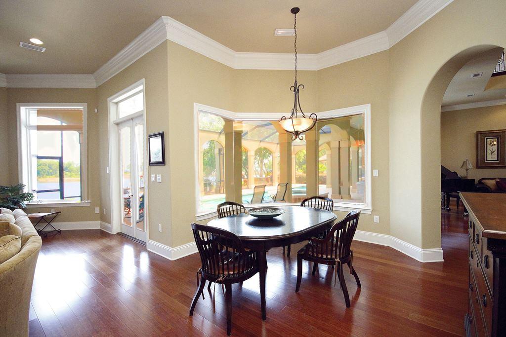 NORTH LAKE PIPPIN - Residential