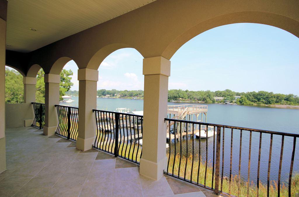 NORTH LAKE PIPPIN - Residential