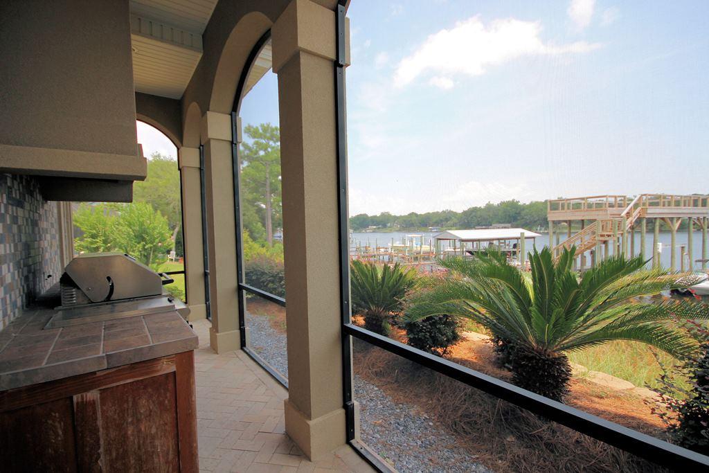 NORTH LAKE PIPPIN - Residential