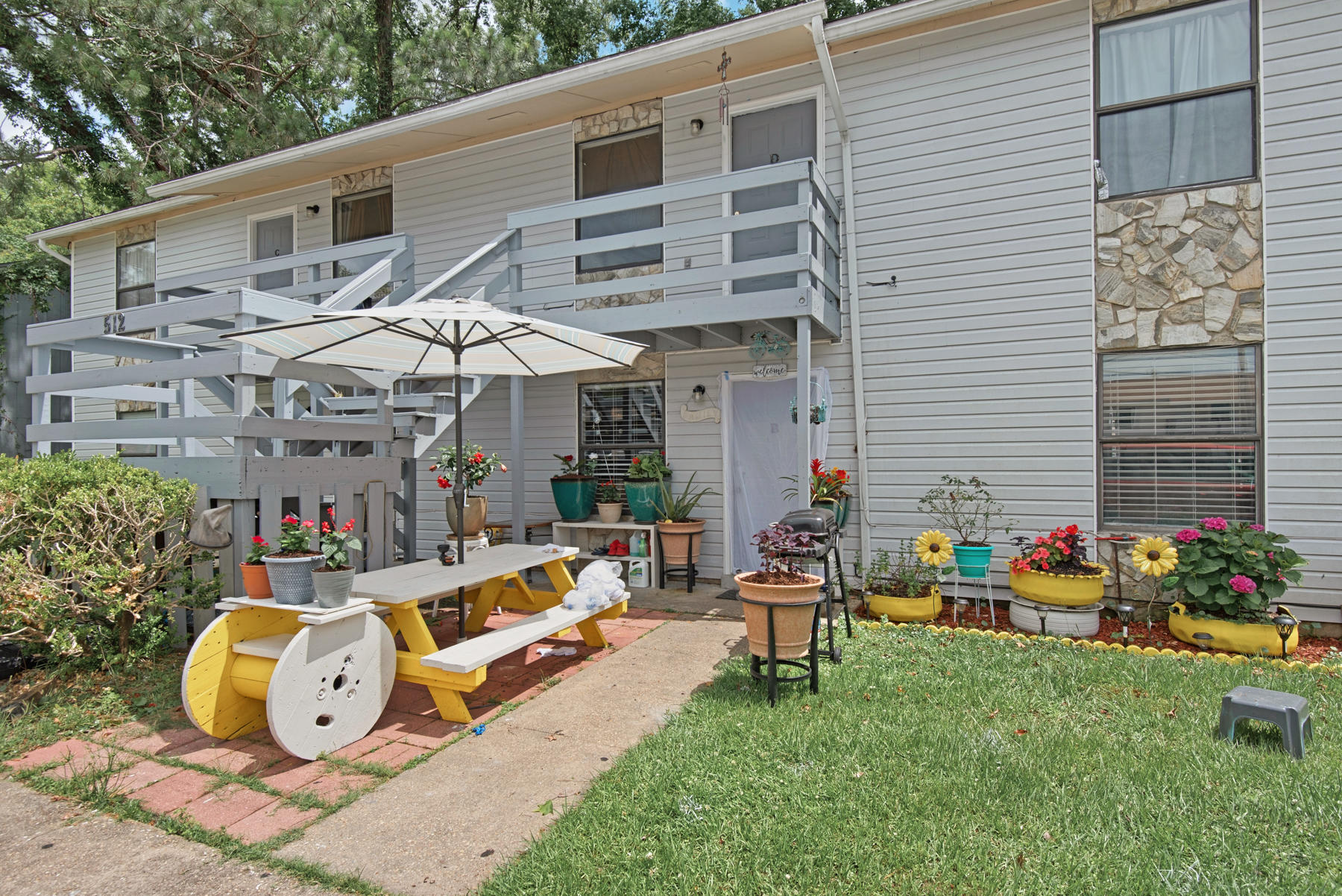 LANDVIEW ESTATES - Residential