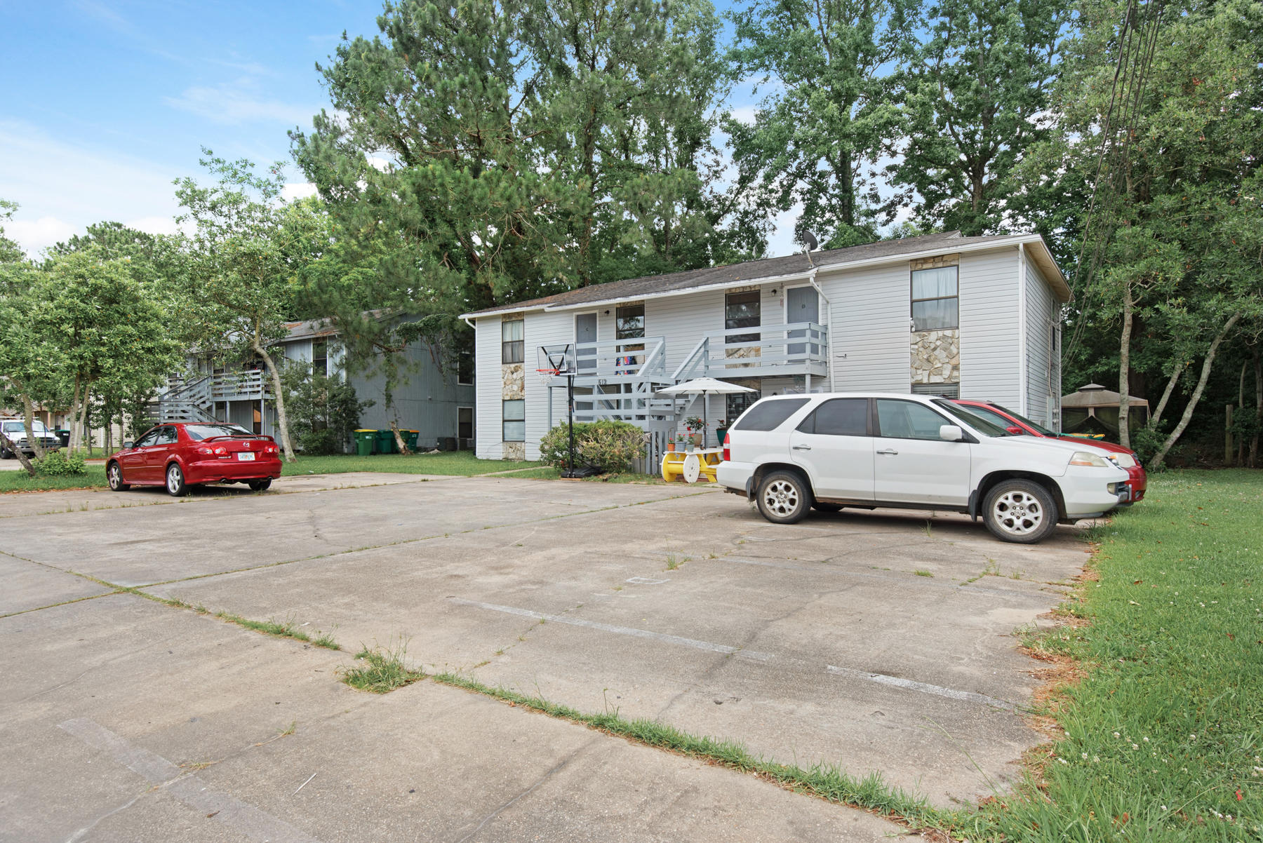 LANDVIEW ESTATES - Residential