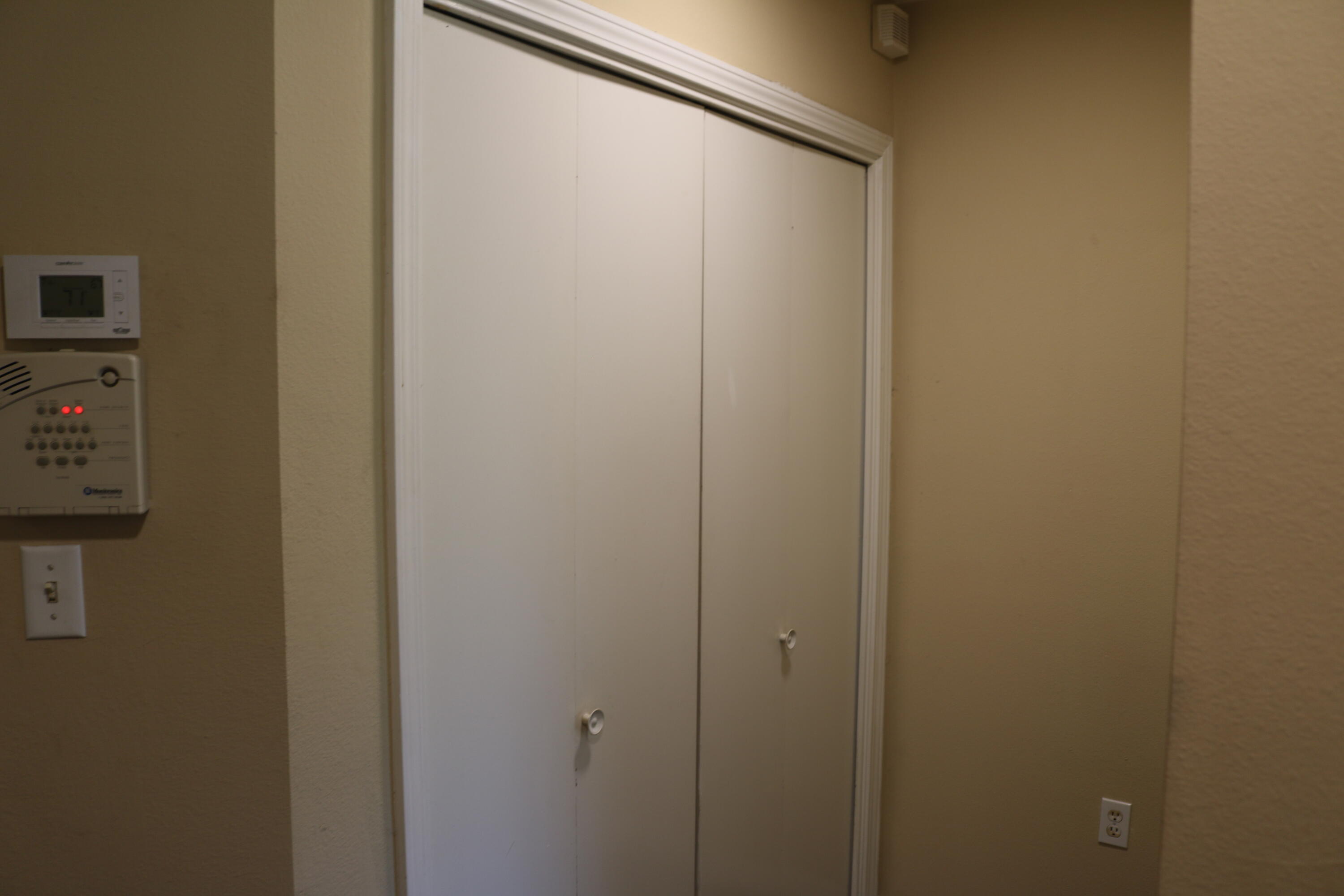 WYNNEHAVEN BEACH ESTATES - Residential