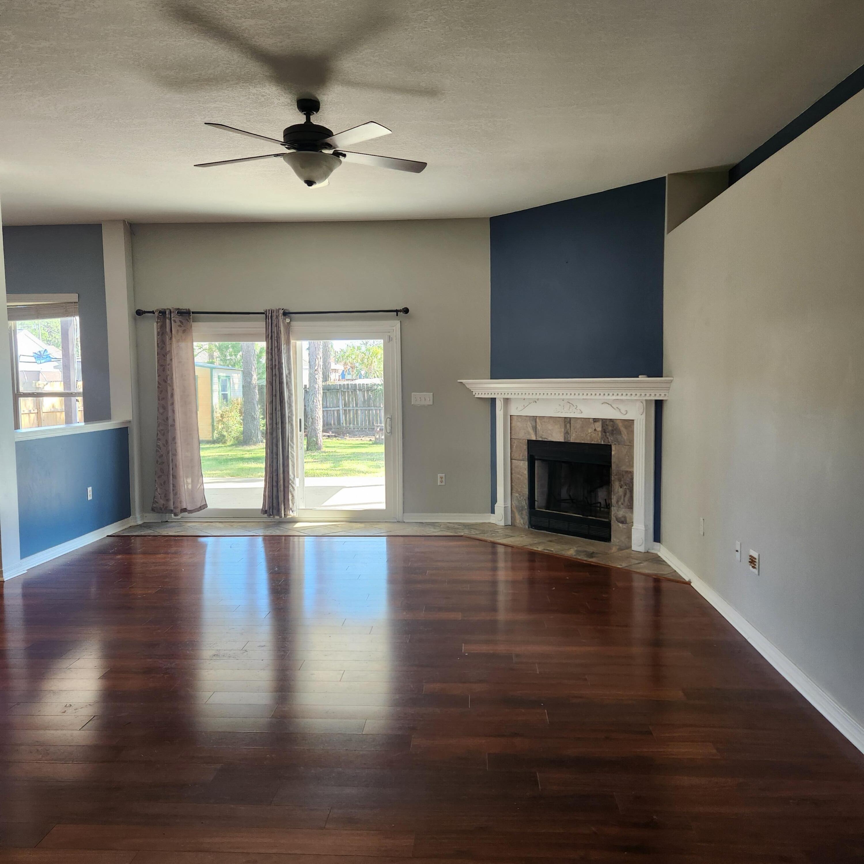 ASHBERRY WOODS - Residential Lease