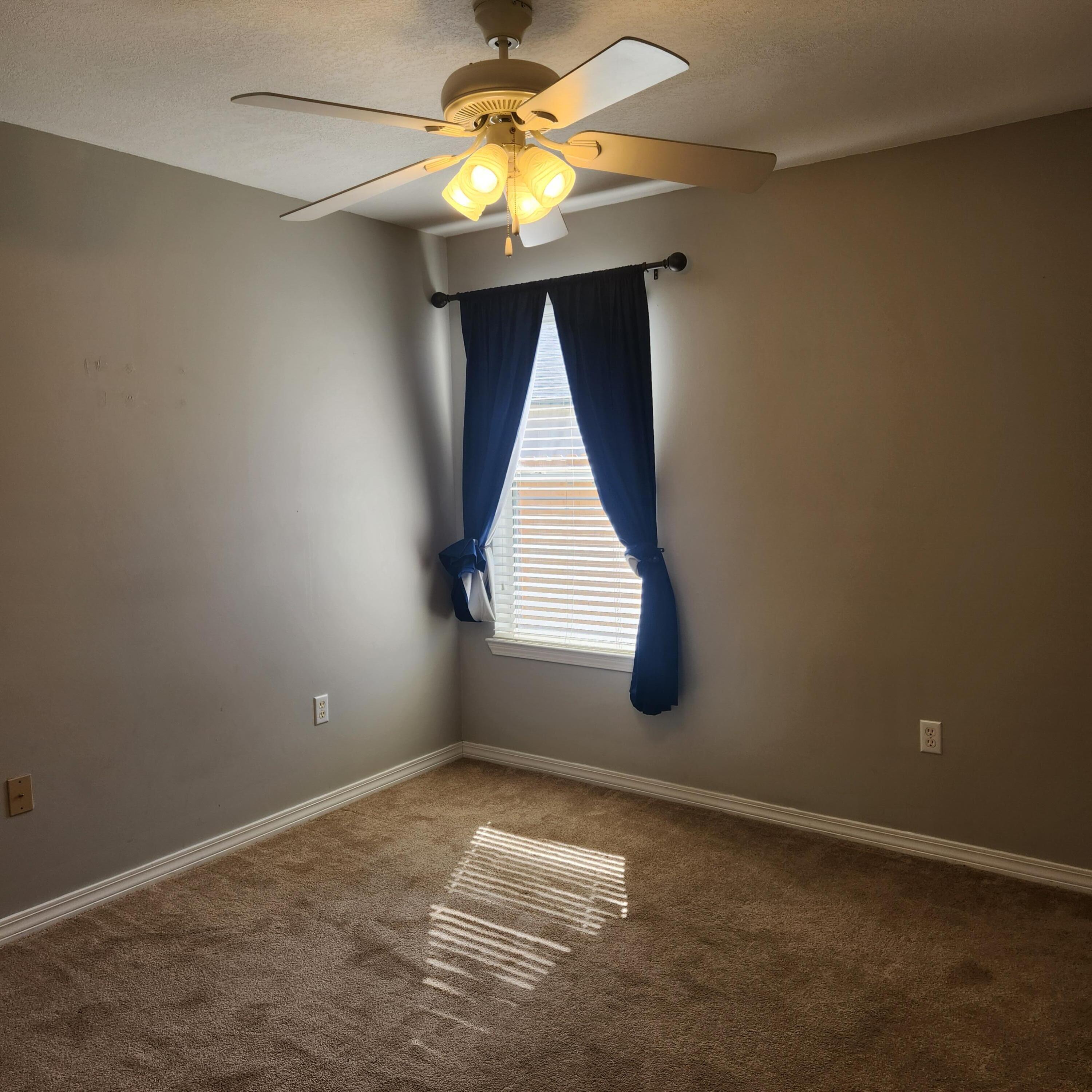 ASHBERRY WOODS - Residential Lease