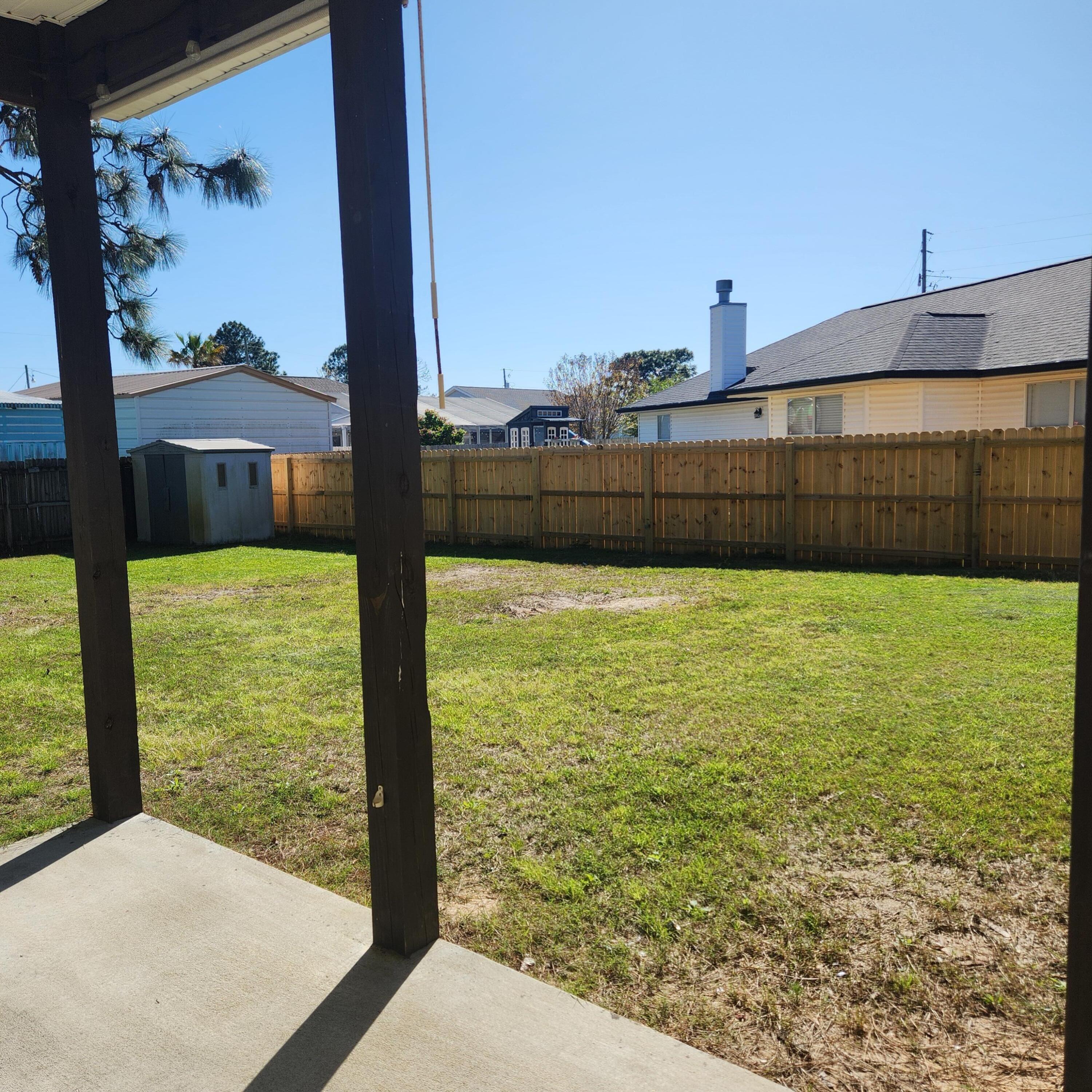 ASHBERRY WOODS - Residential Lease