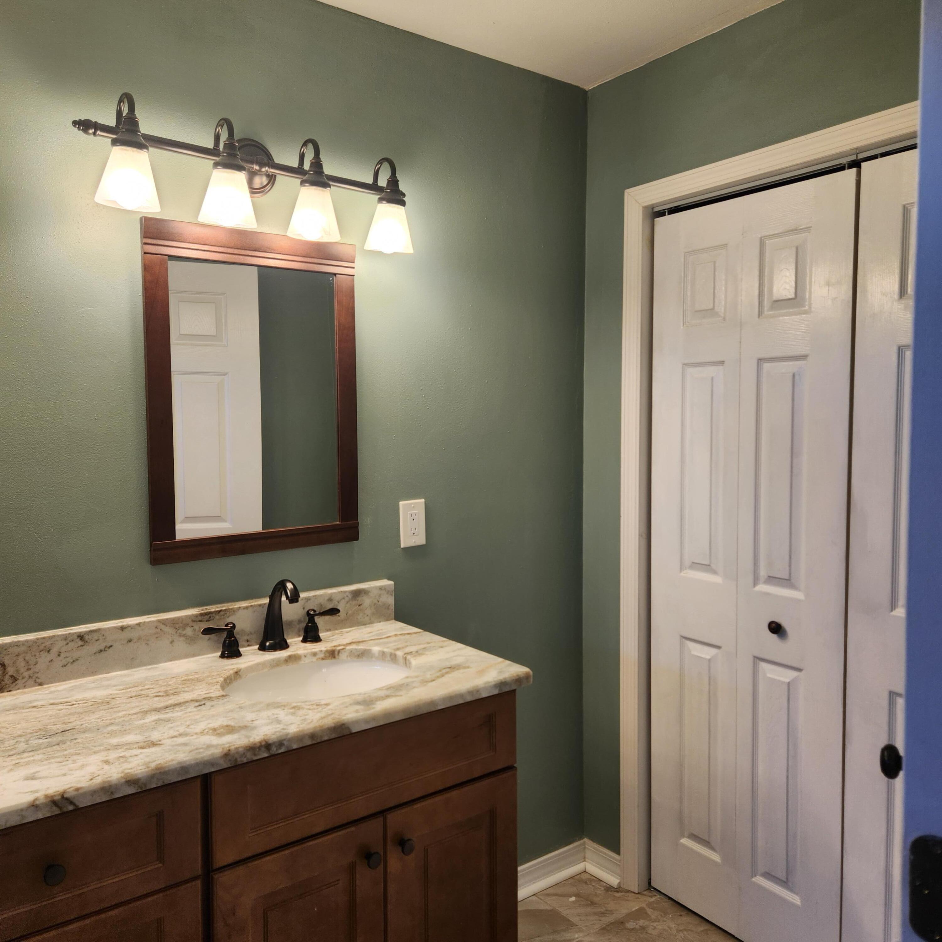 ASHBERRY WOODS - Residential Lease