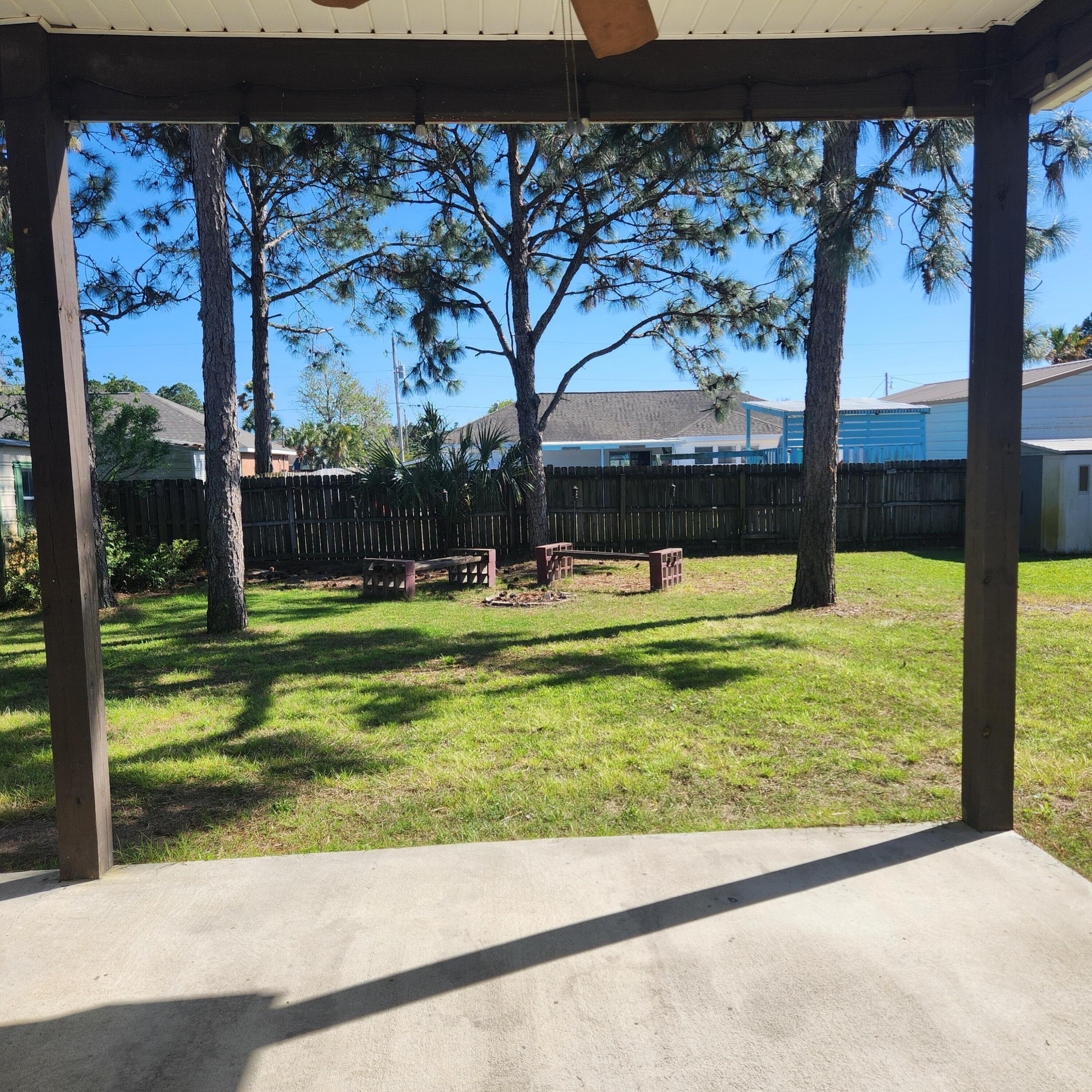 ASHBERRY WOODS - Residential Lease